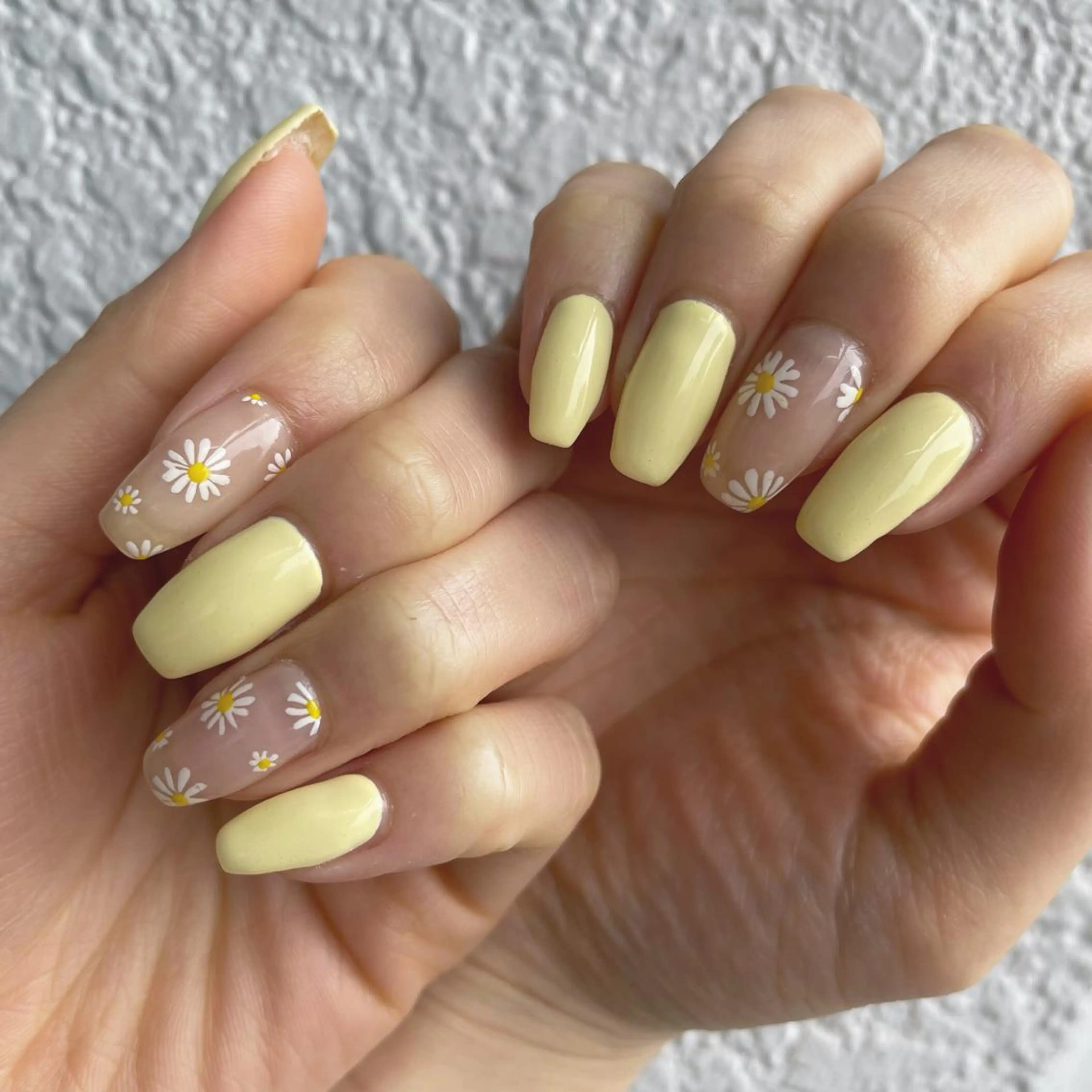 ネイル 【カメレオン】 上村 祥子のヘアスタイル