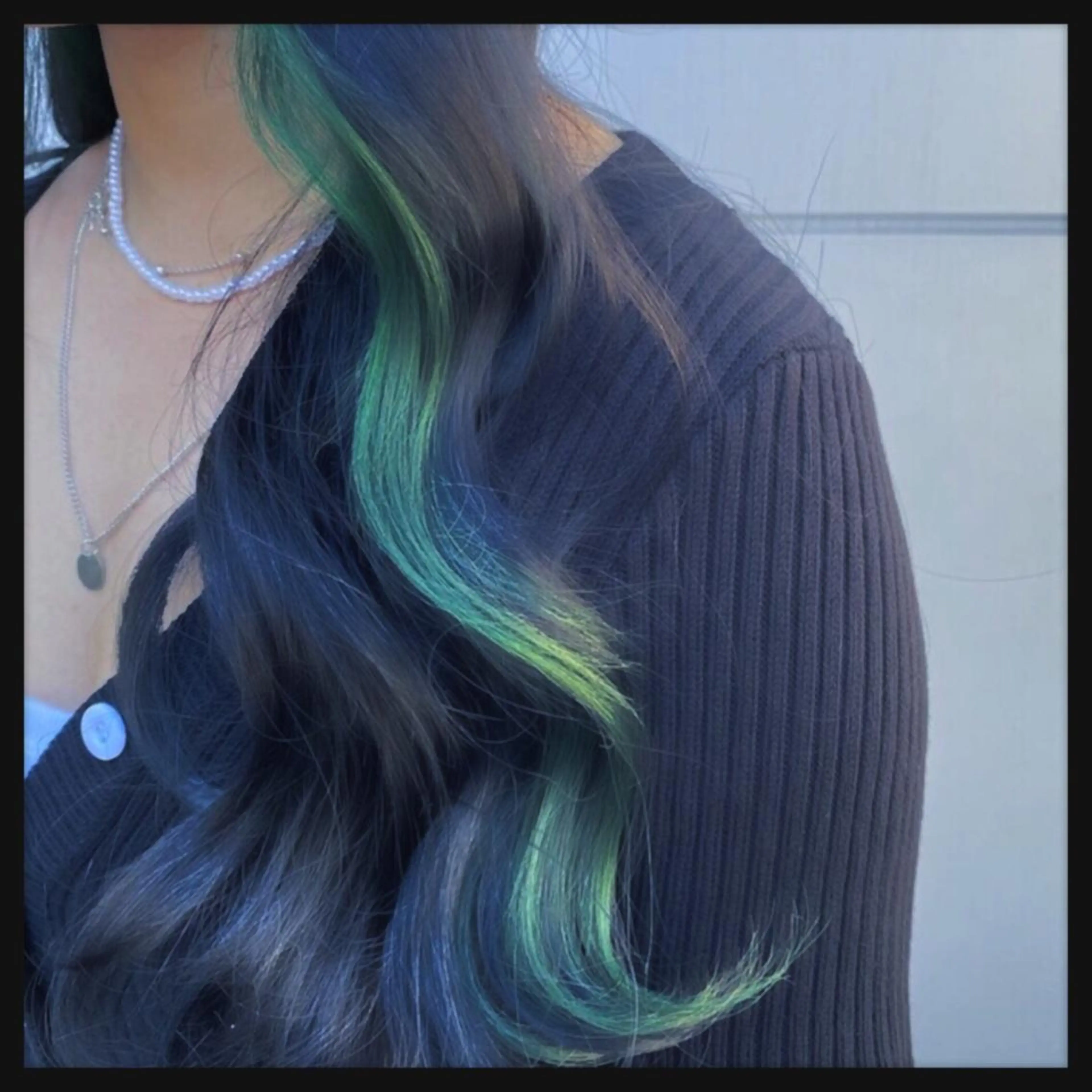 ロング カラー パーマ ヘアアレンジ メンズ キッズ ネイル マツエク・マツパ アイブロウ カット ヘアカラー 縮毛矯正 トリートメント ヘッドスパ ヘアセット ☃️髪質改善🉐割✨ ❄️“ever”❄️のヘアスタイル