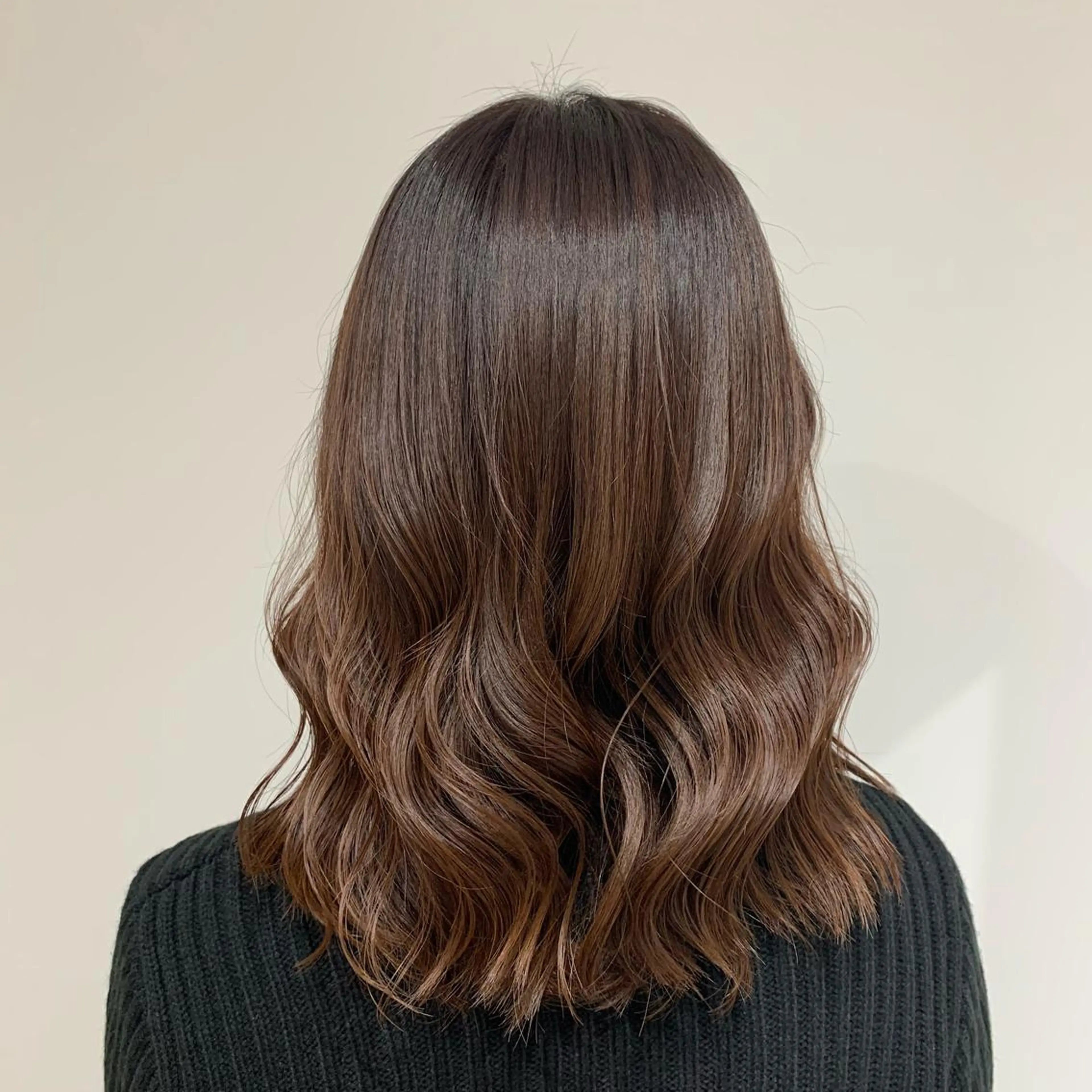 セミロング カラー ヘアカラー トリートメント 田中 優衣のヘアスタイル