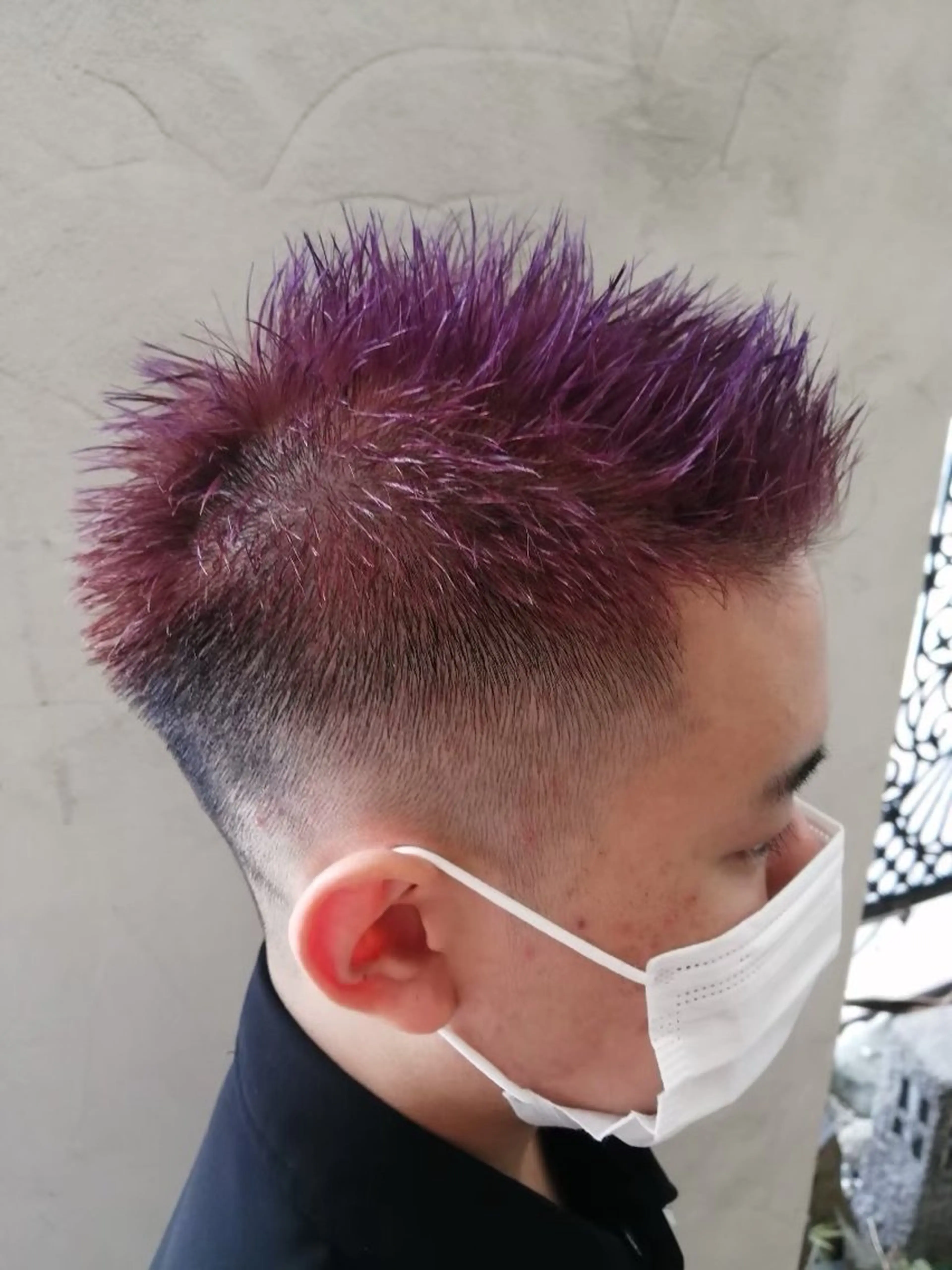カラー メンズ 岩永 知衣のヘアスタイル