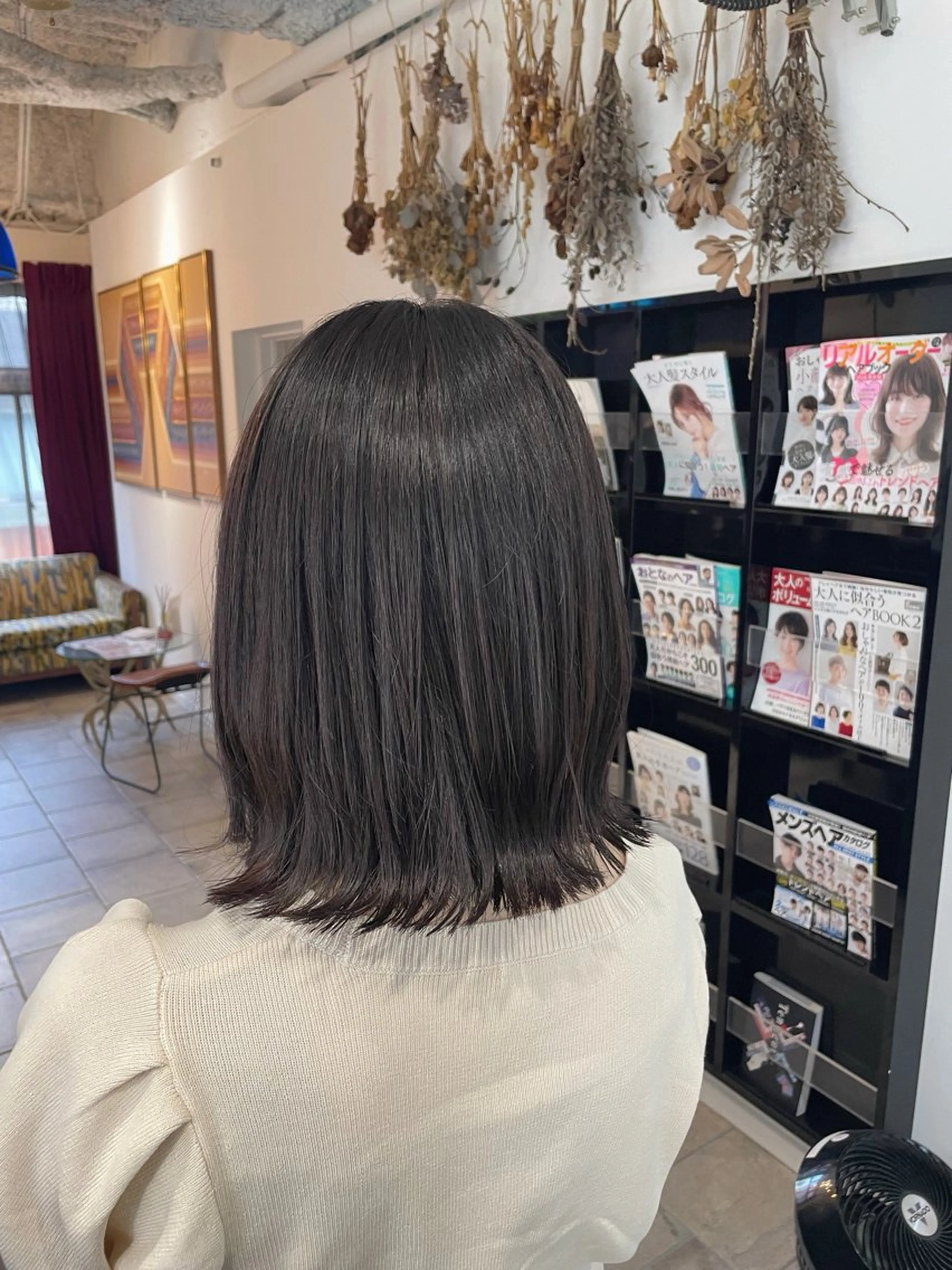 ミディアム カラー ブラウンカラー ラベンダーカラー ラベンダーブラウン Signhair所属・🍒新家 さくら🍒のヘアスタイル