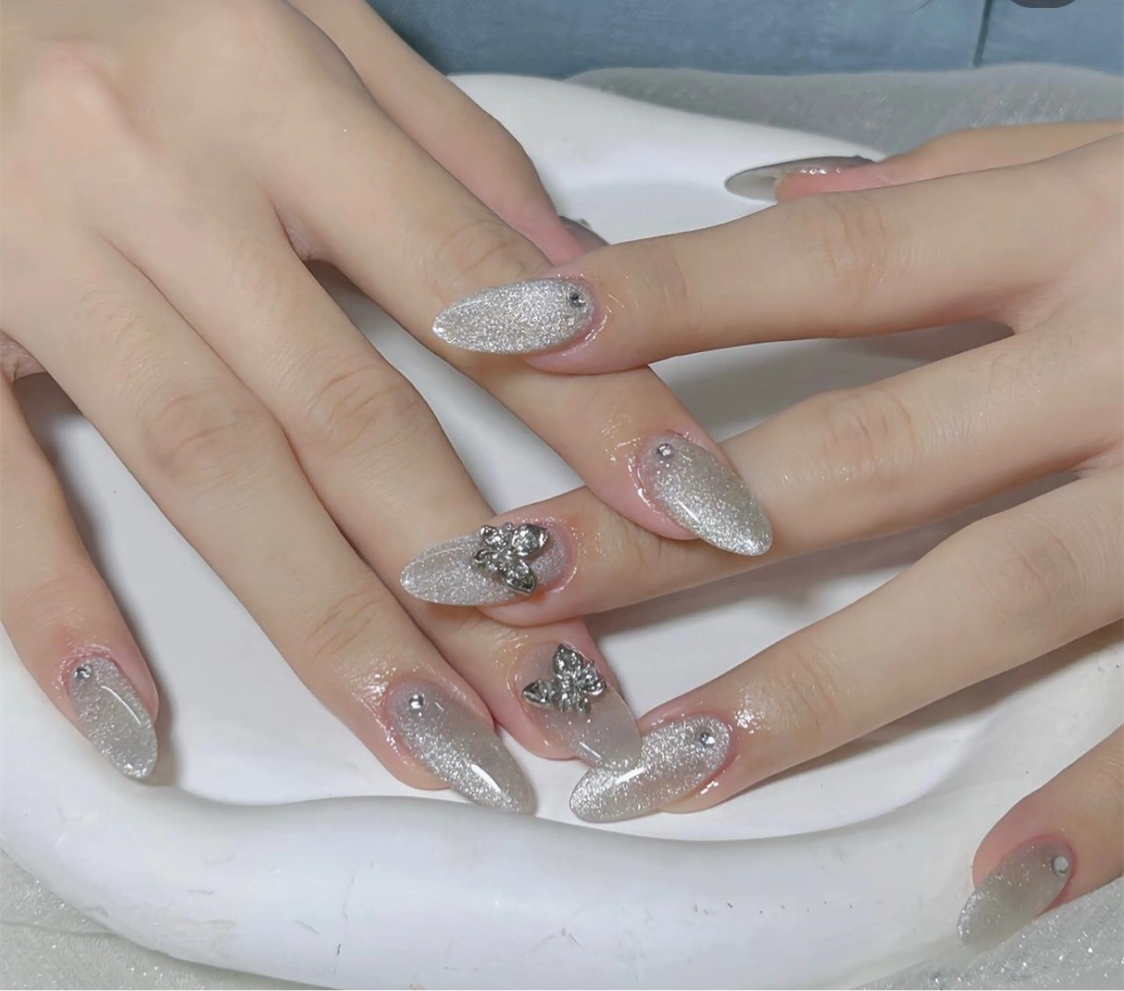 ネイル フットネイル ジェルネイル 韓国ネイル ラメ(グリッター) ラメグラデーション ハンドネイル Any_nail新大久保店所属・Any nail新大久保店のネイルデザイン