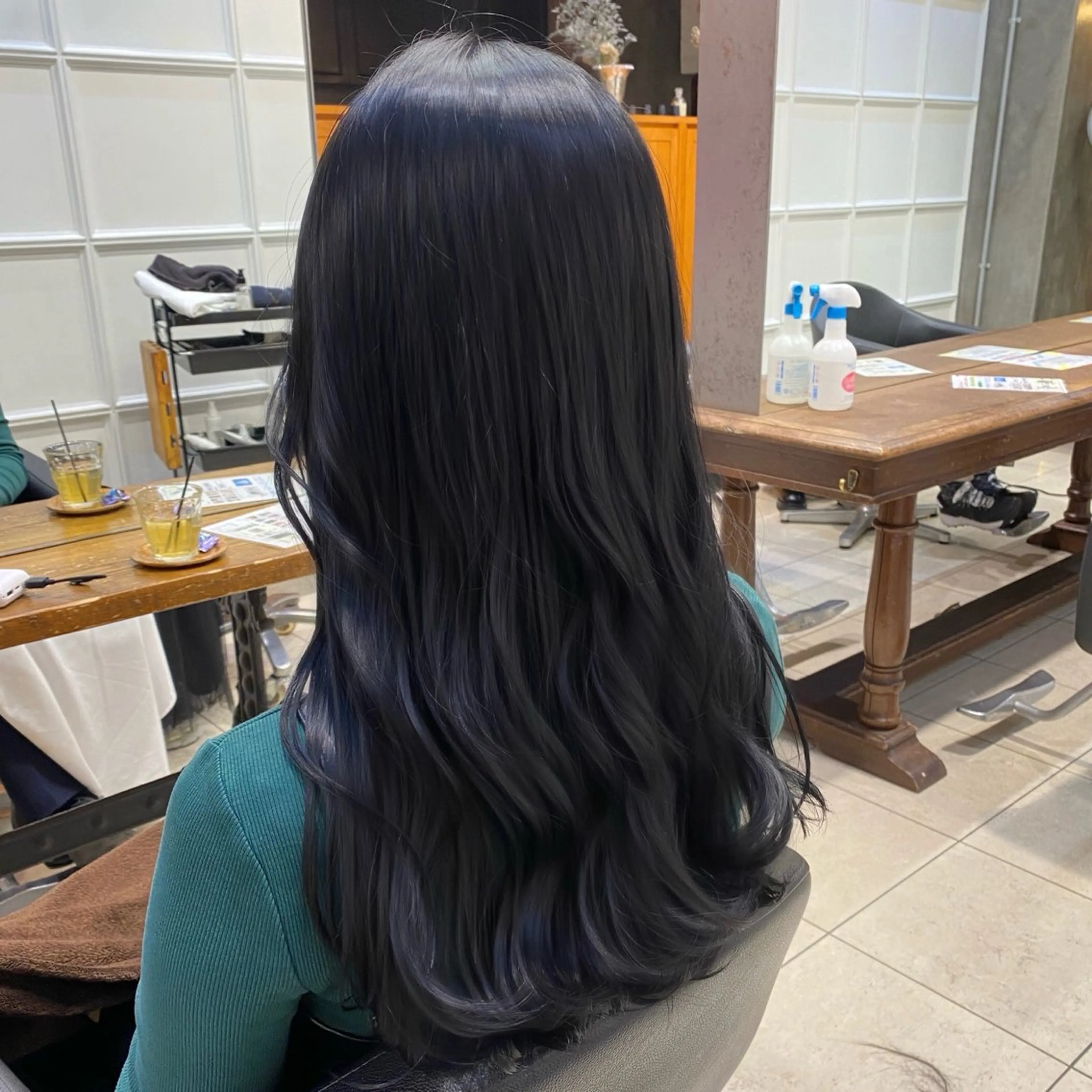 ロング カラー 黒髪 ブルーカラー ブルーブラック イルミナカラー 韓国風ヘア カット ヘアカラー トリートメント ブリーチなしダブル カラー🧸🐺陽介のヘアスタイル