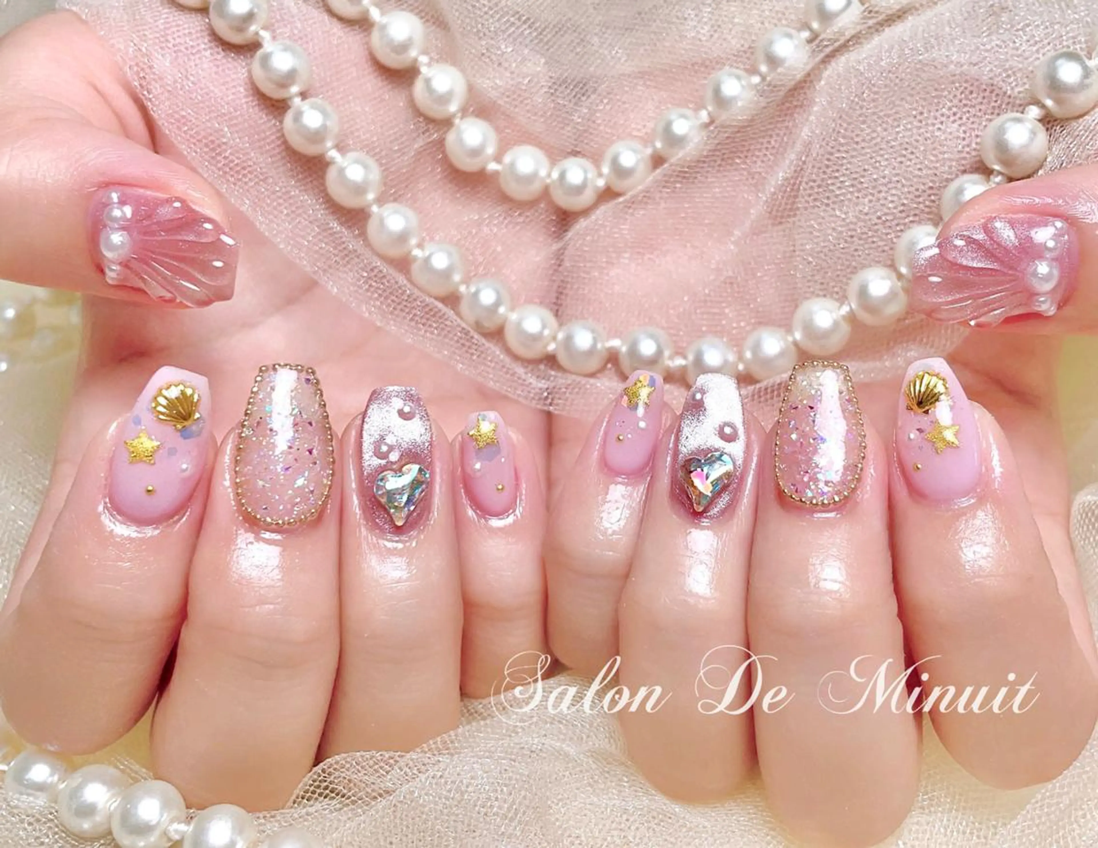 ネイル ハンドネイル ハンドケア Salon de Minuit🦩のネイルデザイン