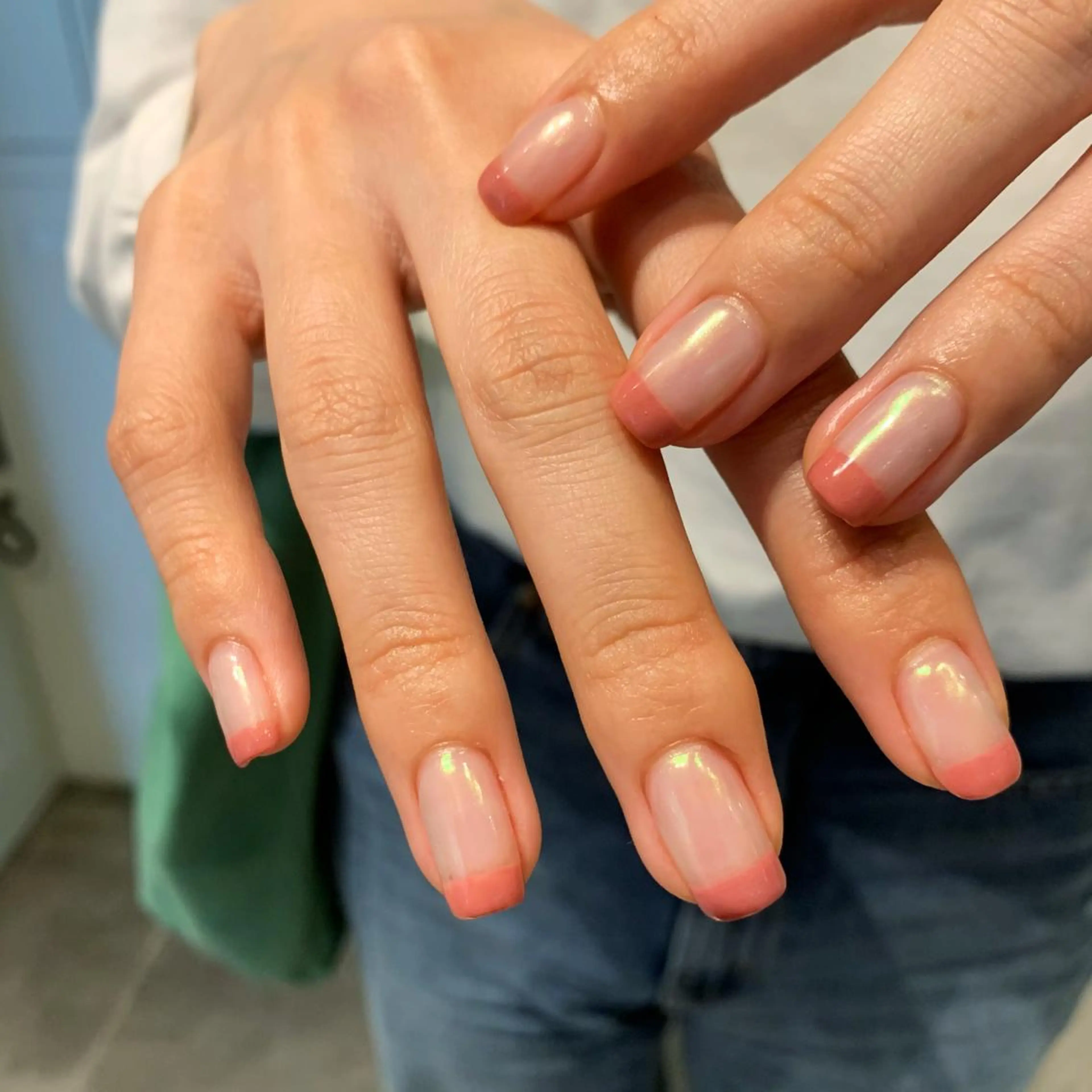 ネイル オーロラネイル ニュアンスネイル 《ニュアンスネイル》 risaのネイルデザイン