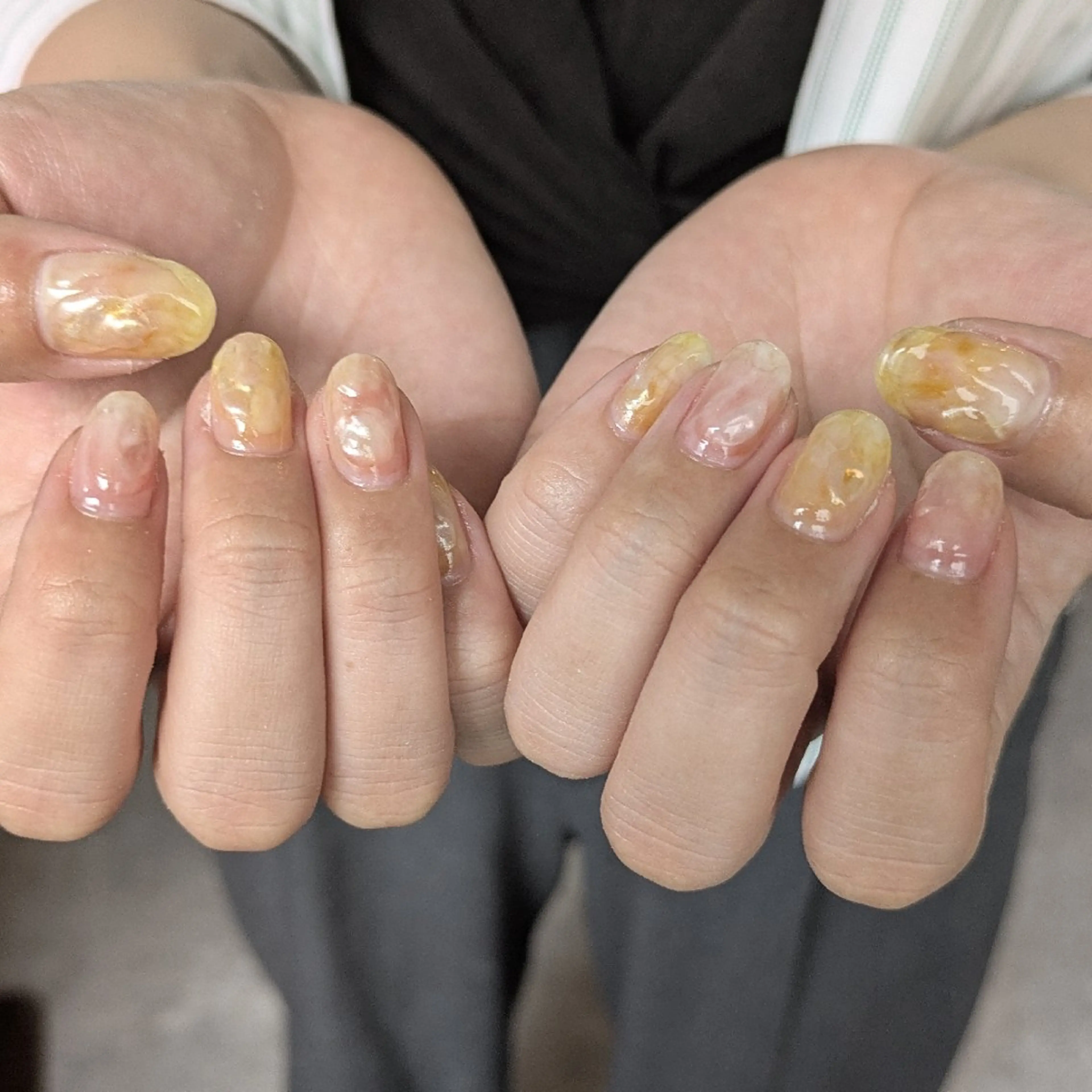 ネイル ニュアンスネイル ニュアンスネイル 【新宿三丁目】AMIのネイルデザイン