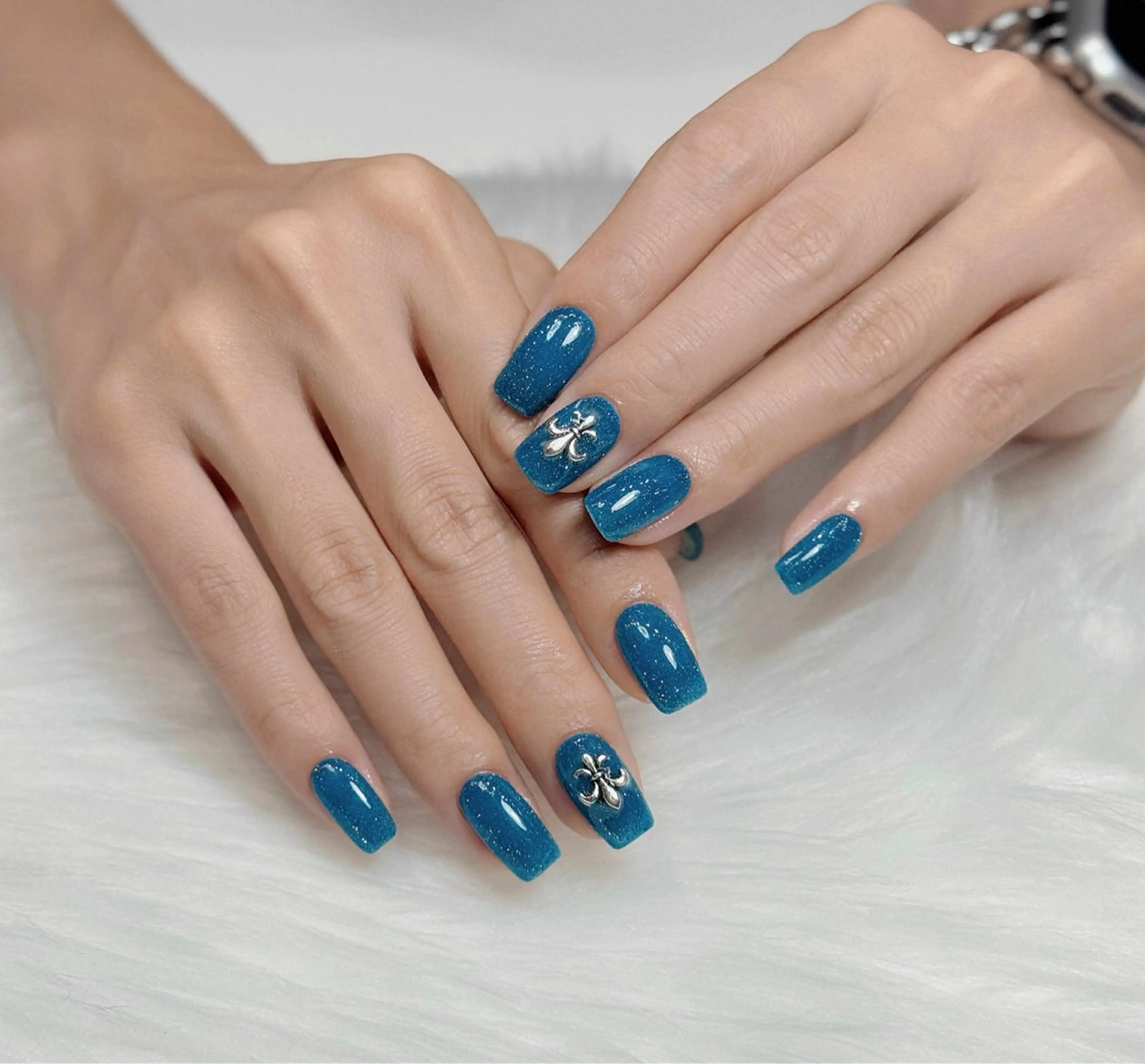 ネイル オーロラネイル チークネイル フットネイル フレンチネイル ジェルネイル ハンドネイル Nichi Nailsのネイルデザイン