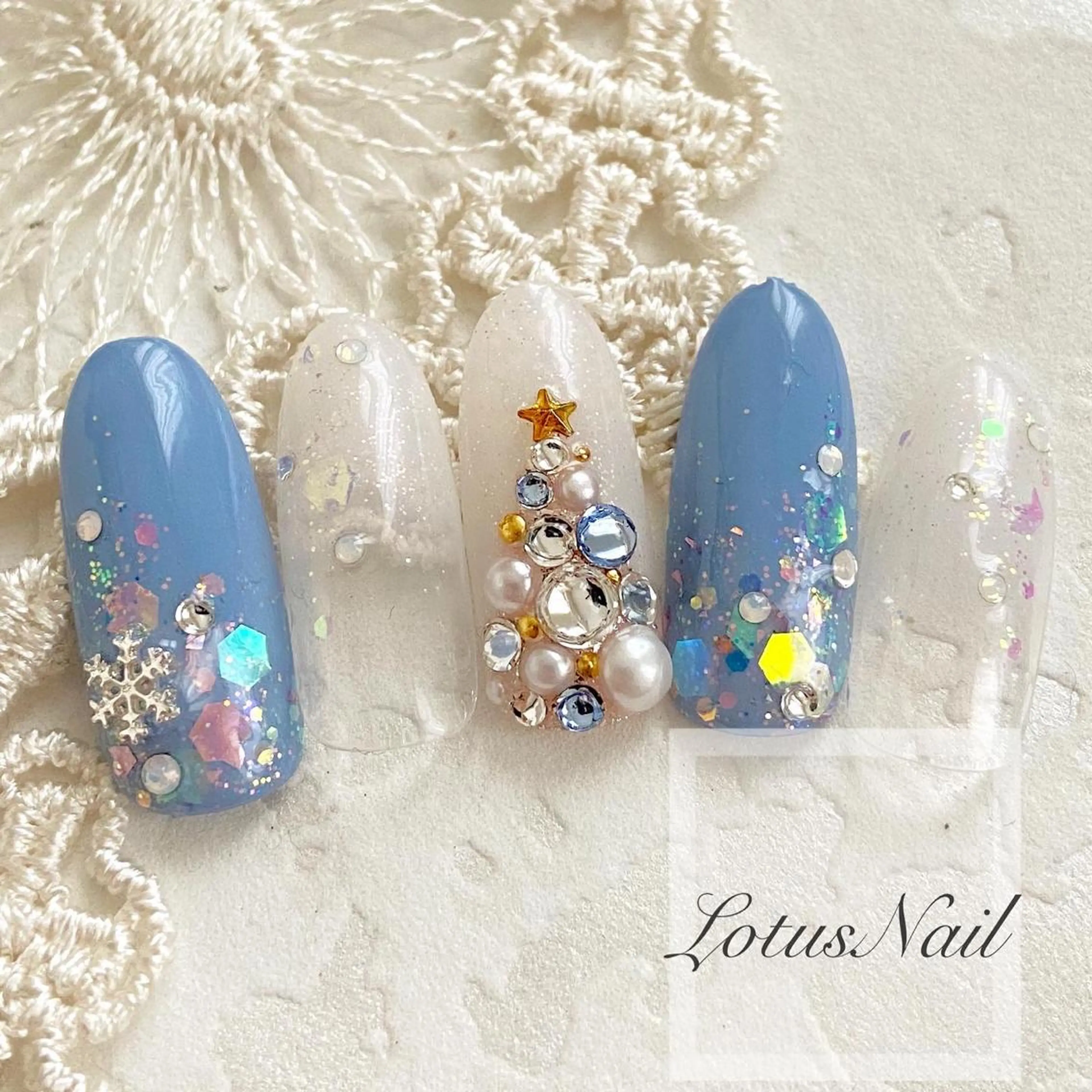 ネイル 冬ネイル クリスマス ハンドネイル Lotus Nailのネイルデザイン