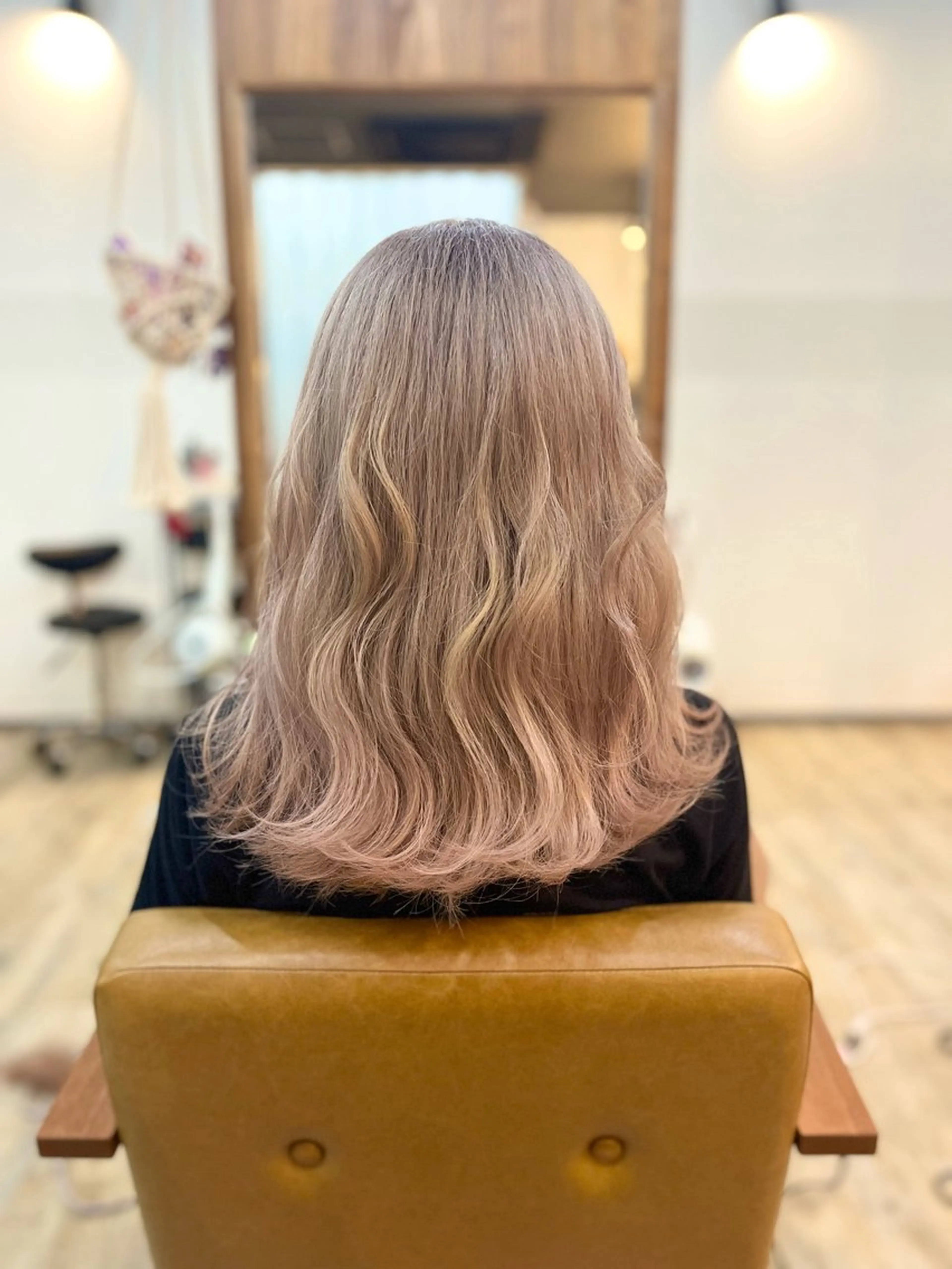 カラー ベージュカラー ピンクカラー ピンクベージュ G.O.A.T hair所属・Karen ✂︎GOAThairのヘアスタイル