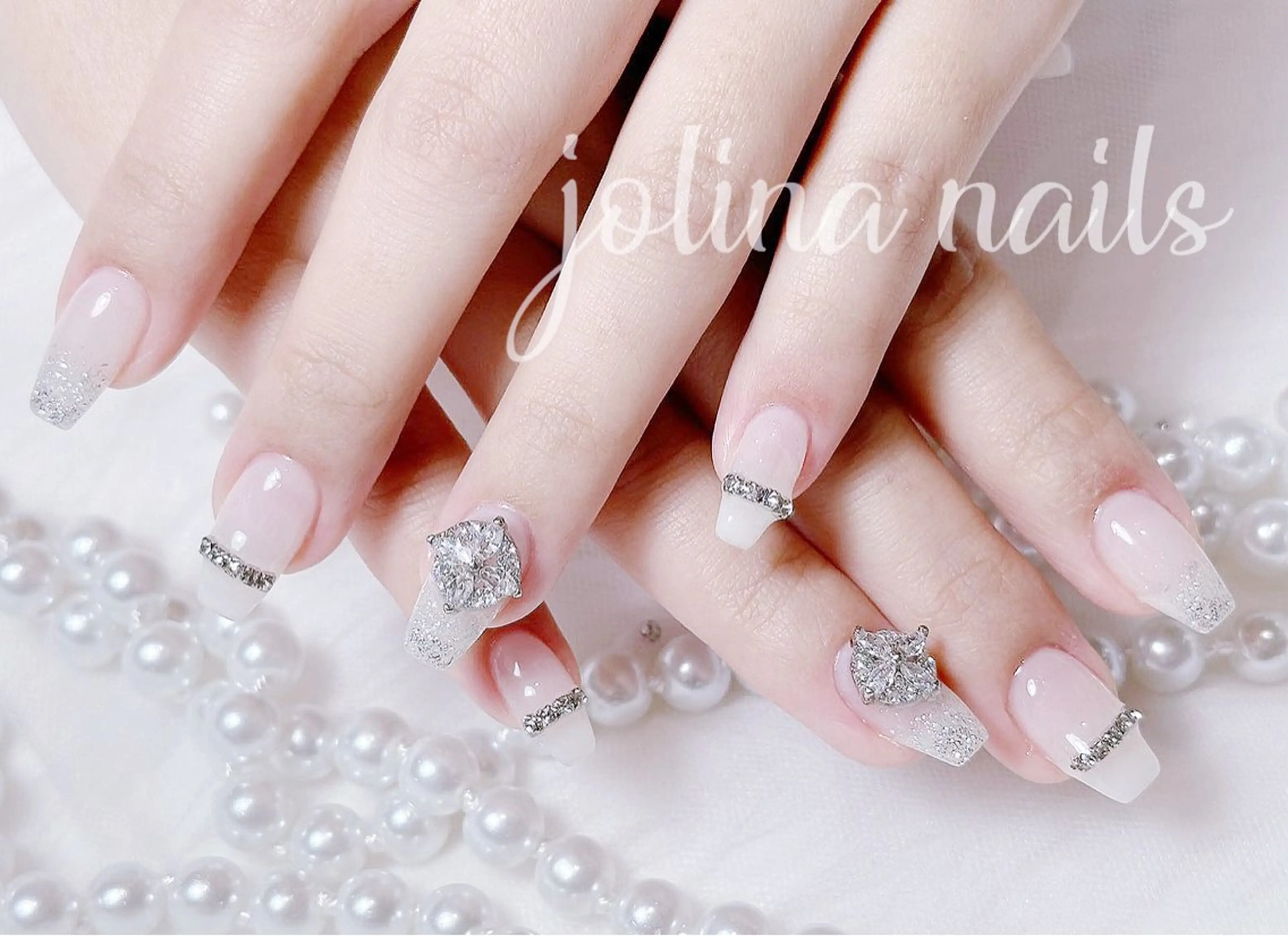 ネイル フレンチネイル 持ち込み ハンドネイル jolina nails鶴見店のネイルデザイン