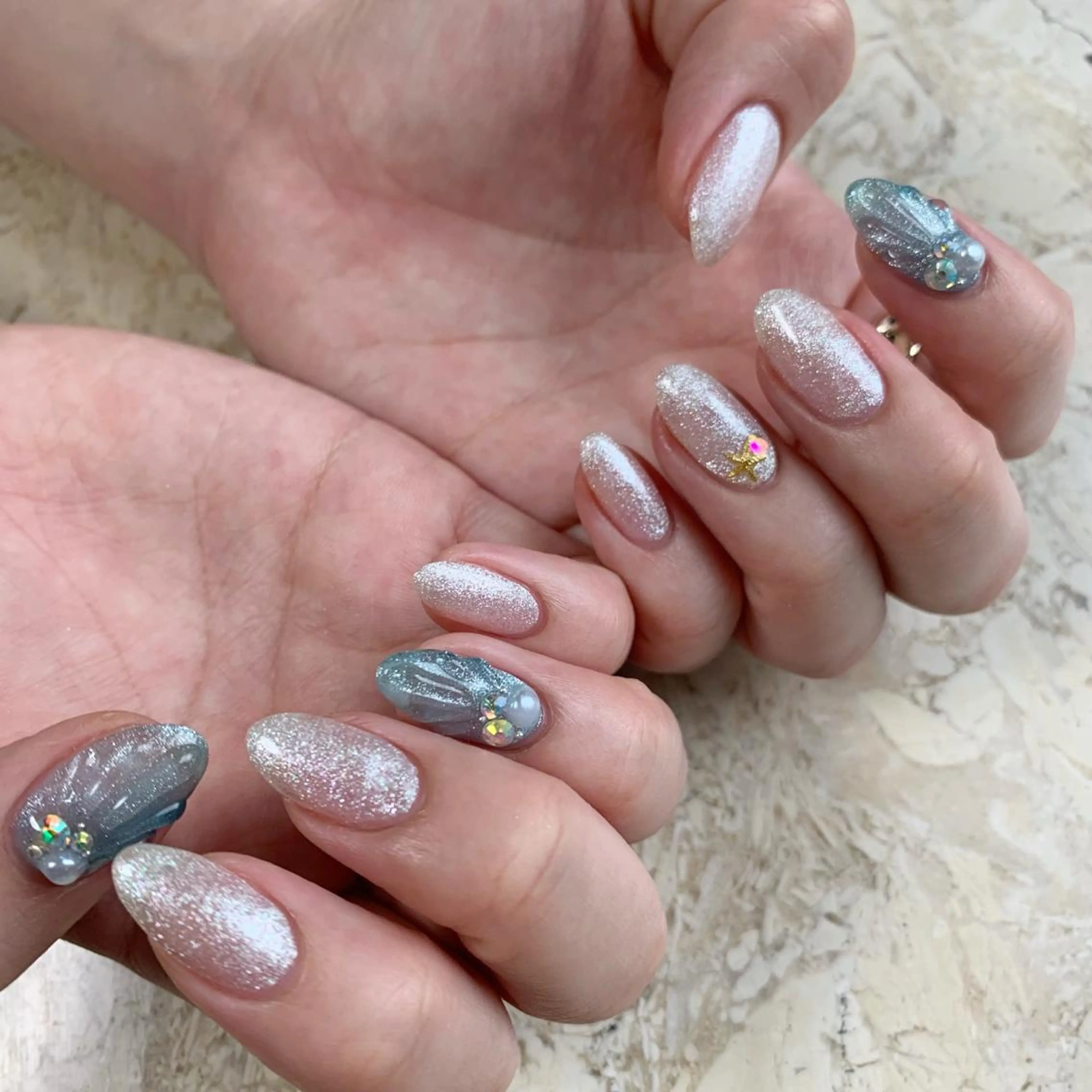 ネイル オーロラネイル ジェルネイル ハート 氷ネイル・うるうるネイル マグネットネイル ハンドネイル フットネイル nail salon mieux(ミュー)のネイルデザイン