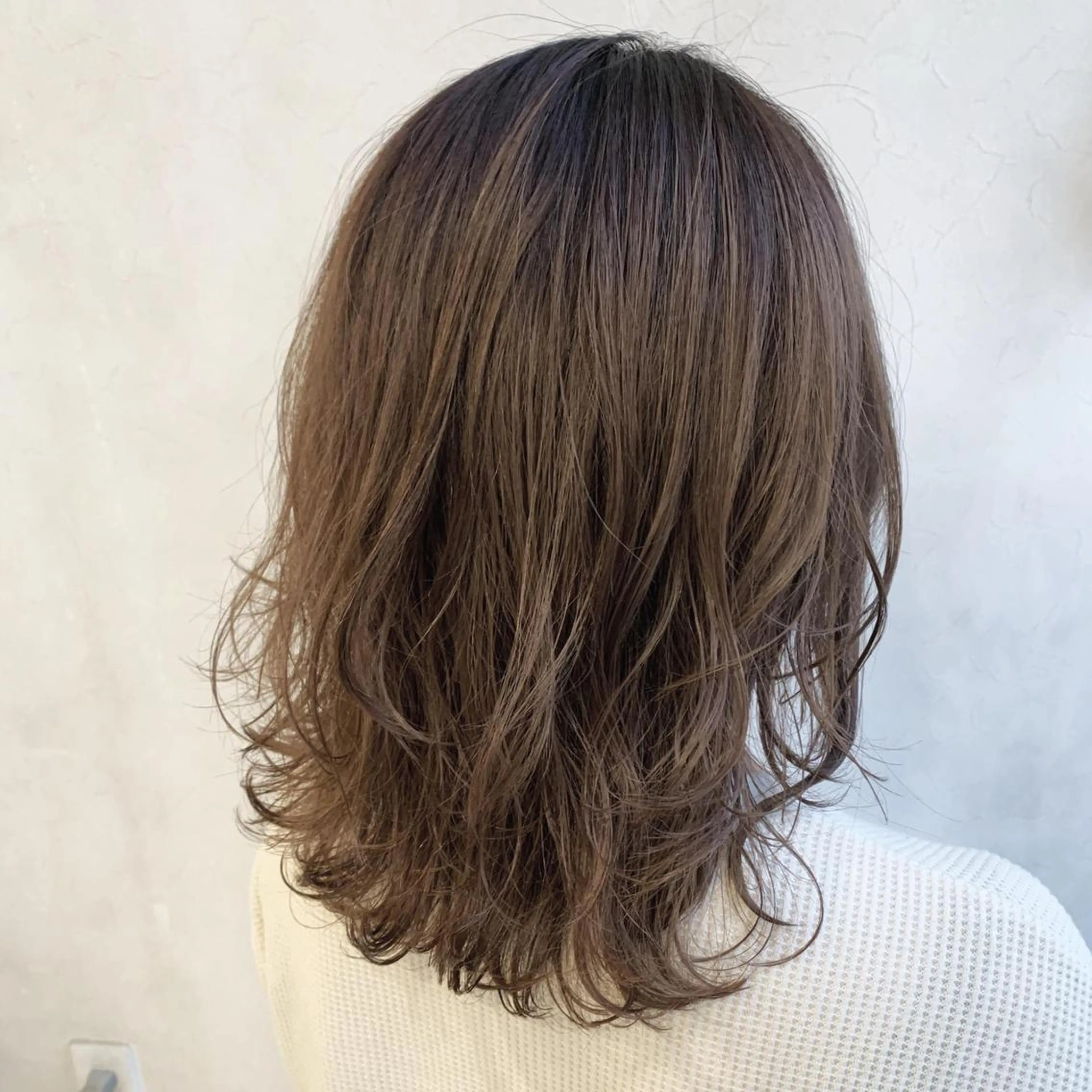 ミディアム カラー ベージュカラー ブリーチ ブリーチなしカラー Liberty 店長 TAJIMAのヘアスタイル