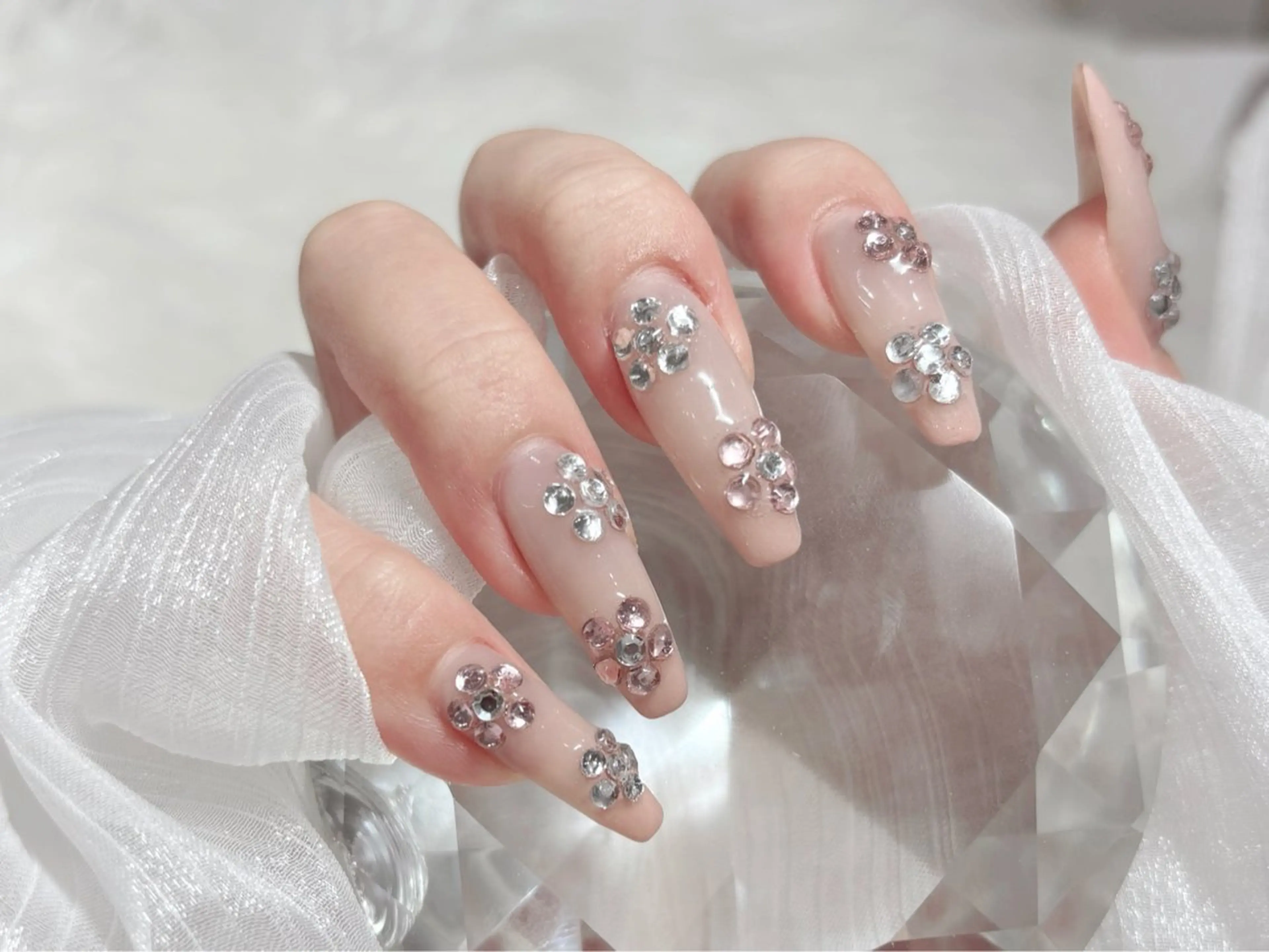 ネイル フラワーネイル グラデーション ピンク ハンドネイル FLY Nail Salonのネイルデザイン