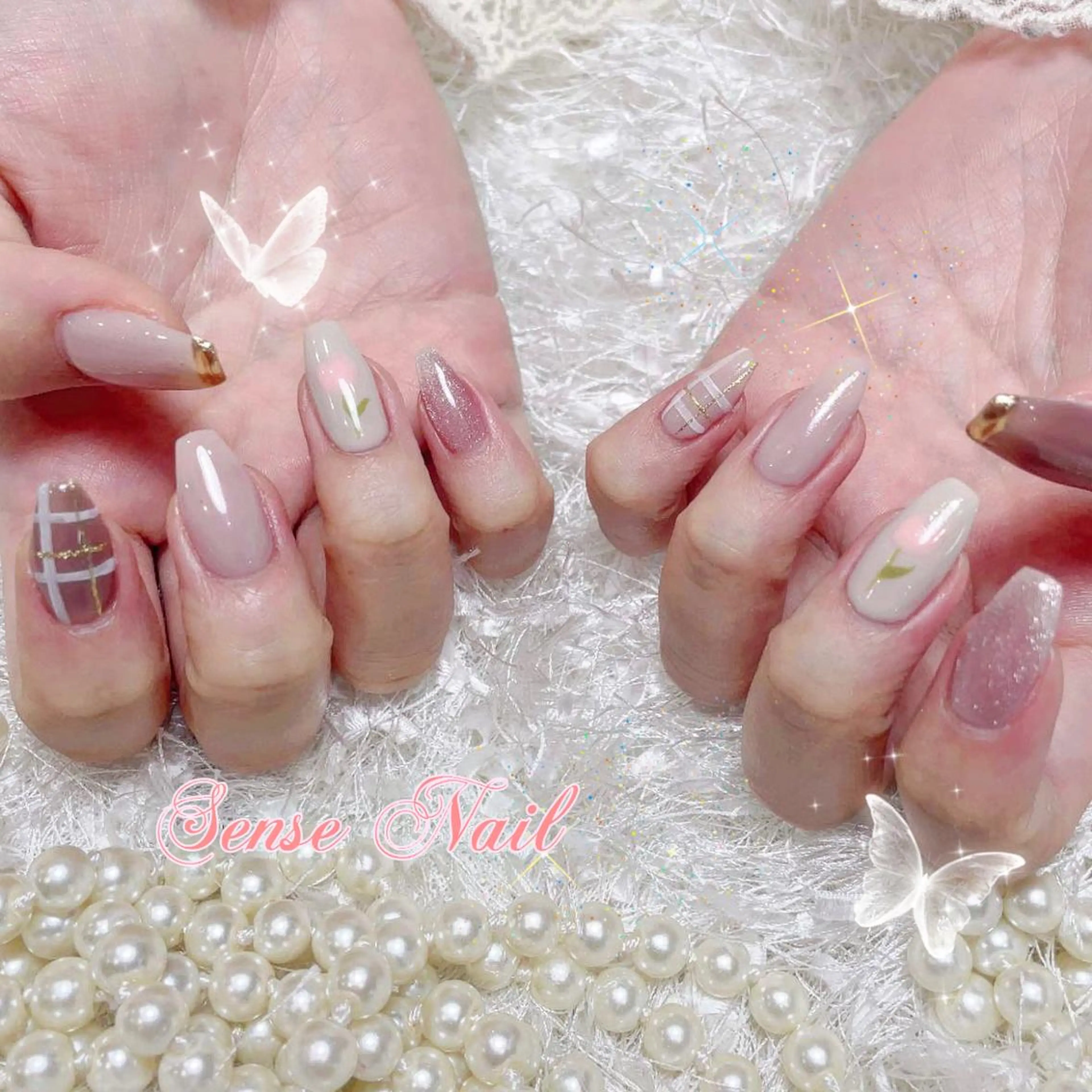 ネイル ハンドネイル ハンドケア Queenie 🦋のネイルデザイン