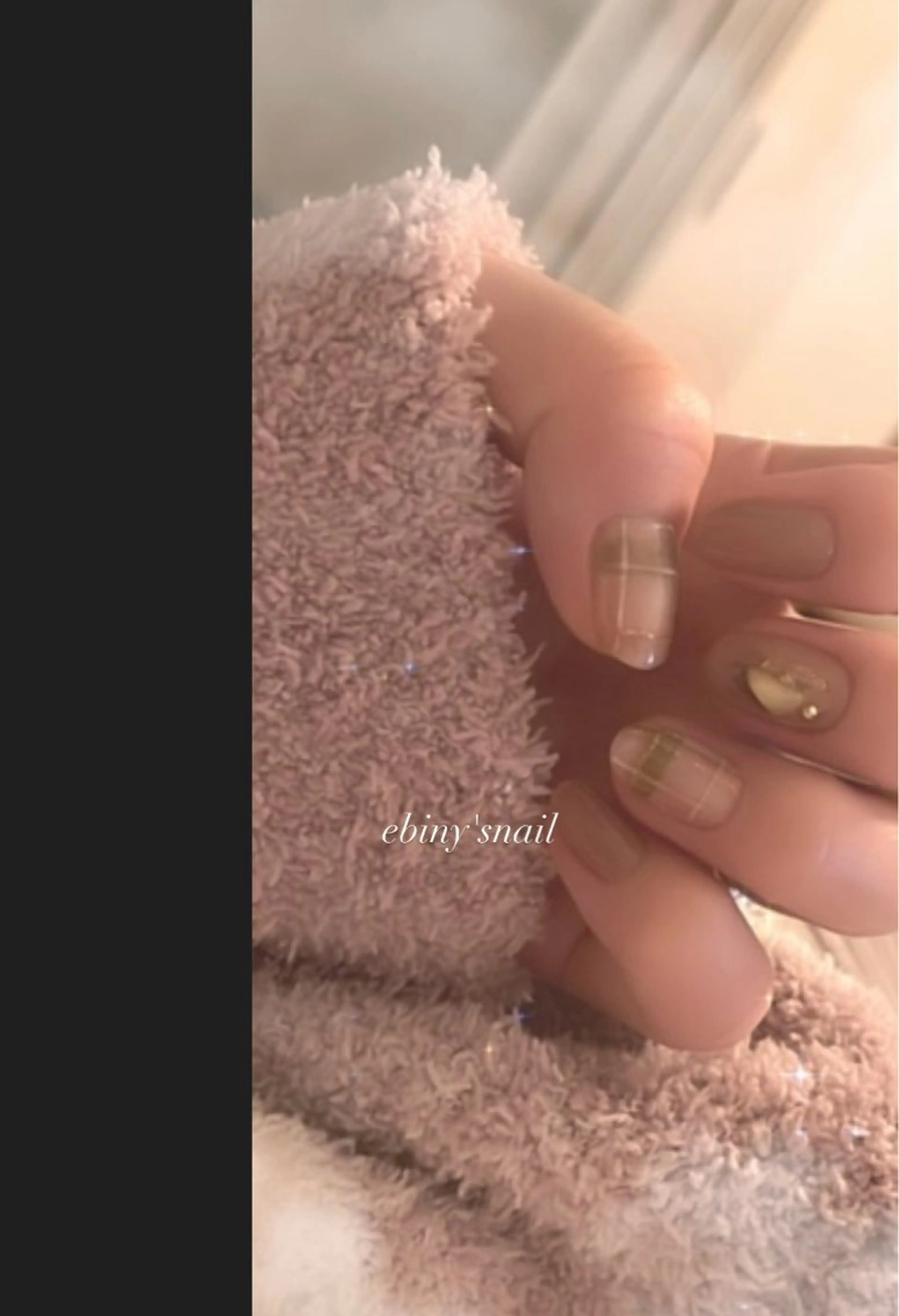 ショート Ebiny'snail所属・田村 奈々のネイルデザイン