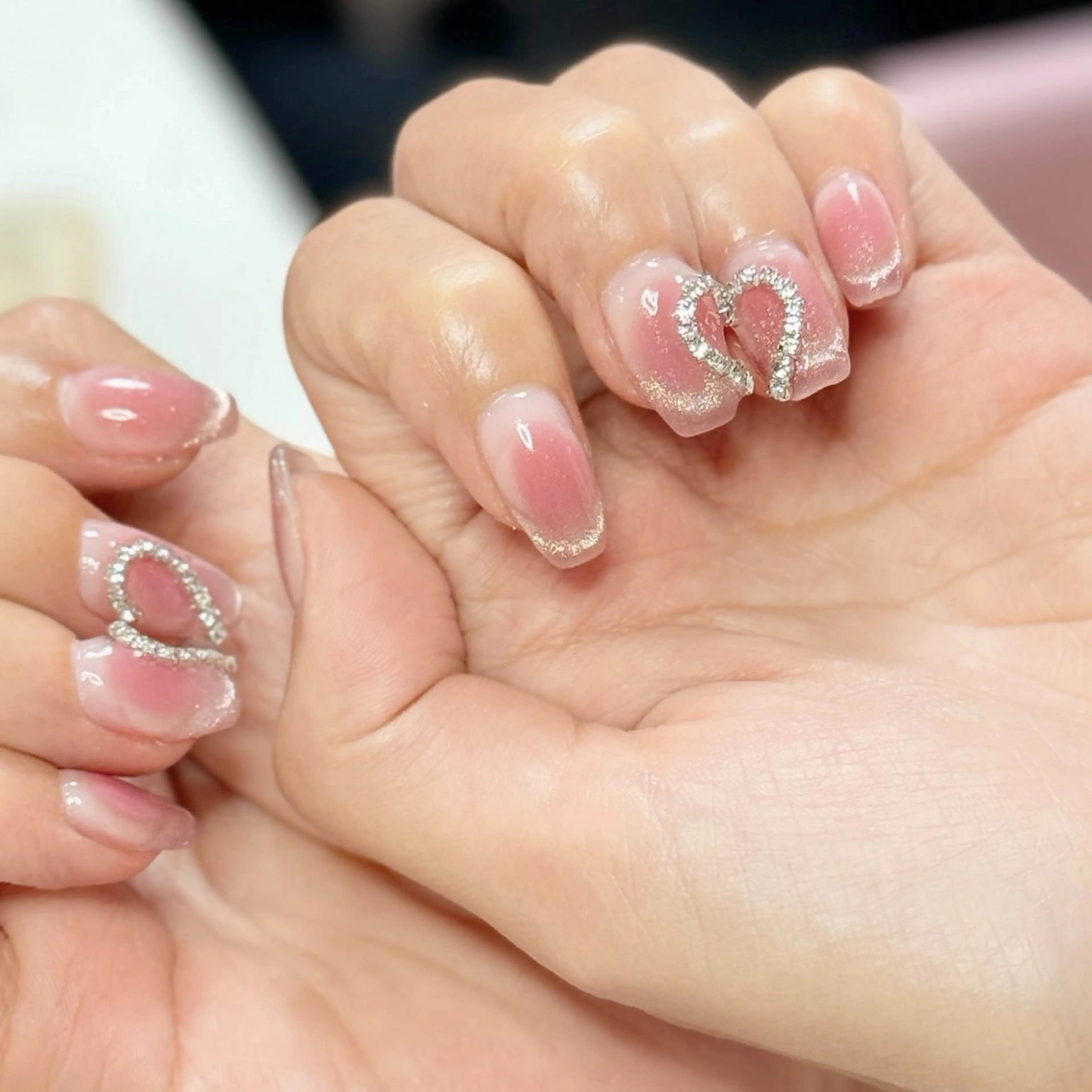 ネイル アートネイル オーロラネイル チークネイル フレンチネイル ガラスフレンチ ハンドネイル 🎀🎀YooLi Nail Salonのネイルデザイン