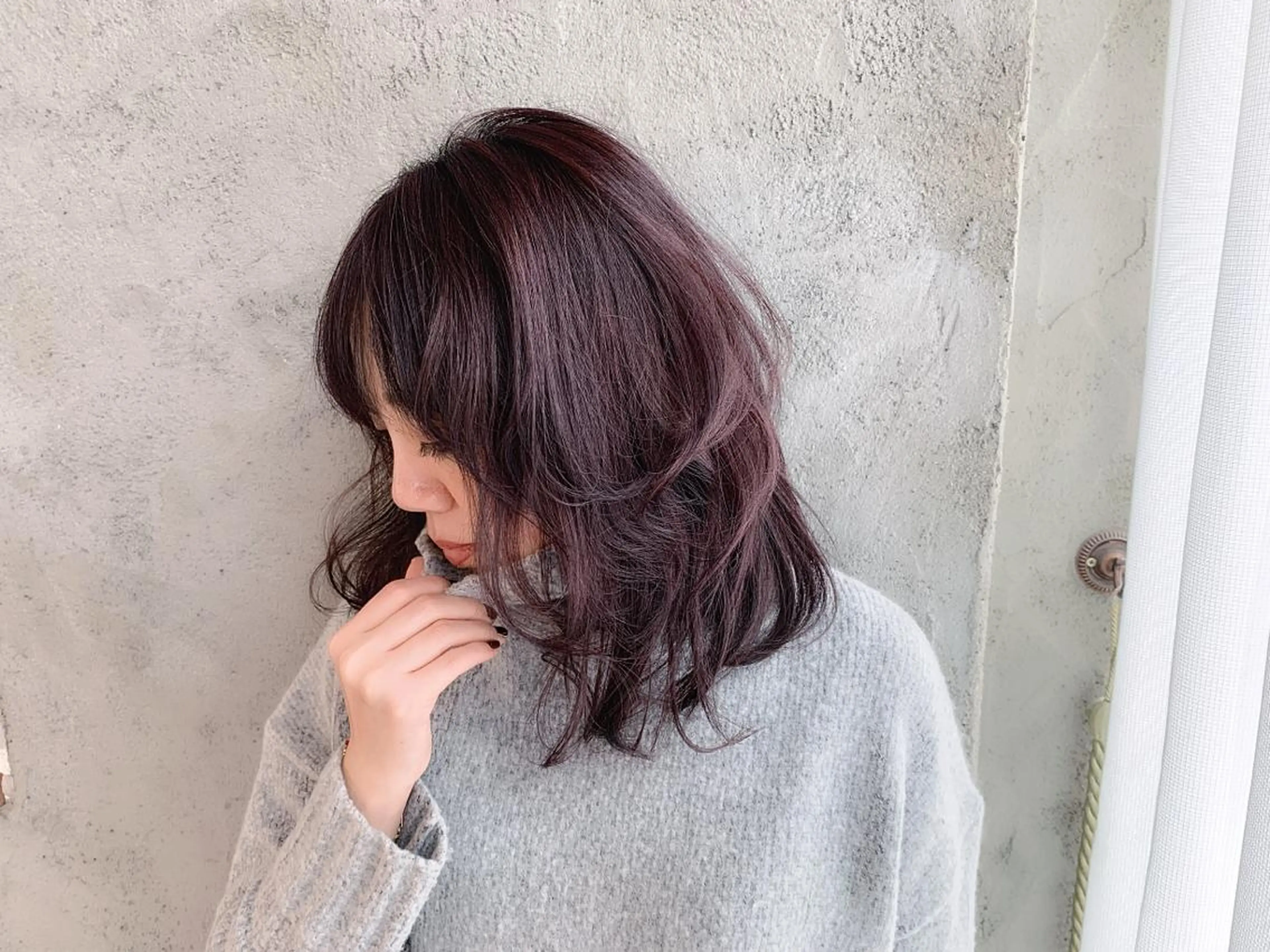 ミディアム カラー バイオレットカラー EMANON天神所属・Hitomi Ezakiのヘアスタイル