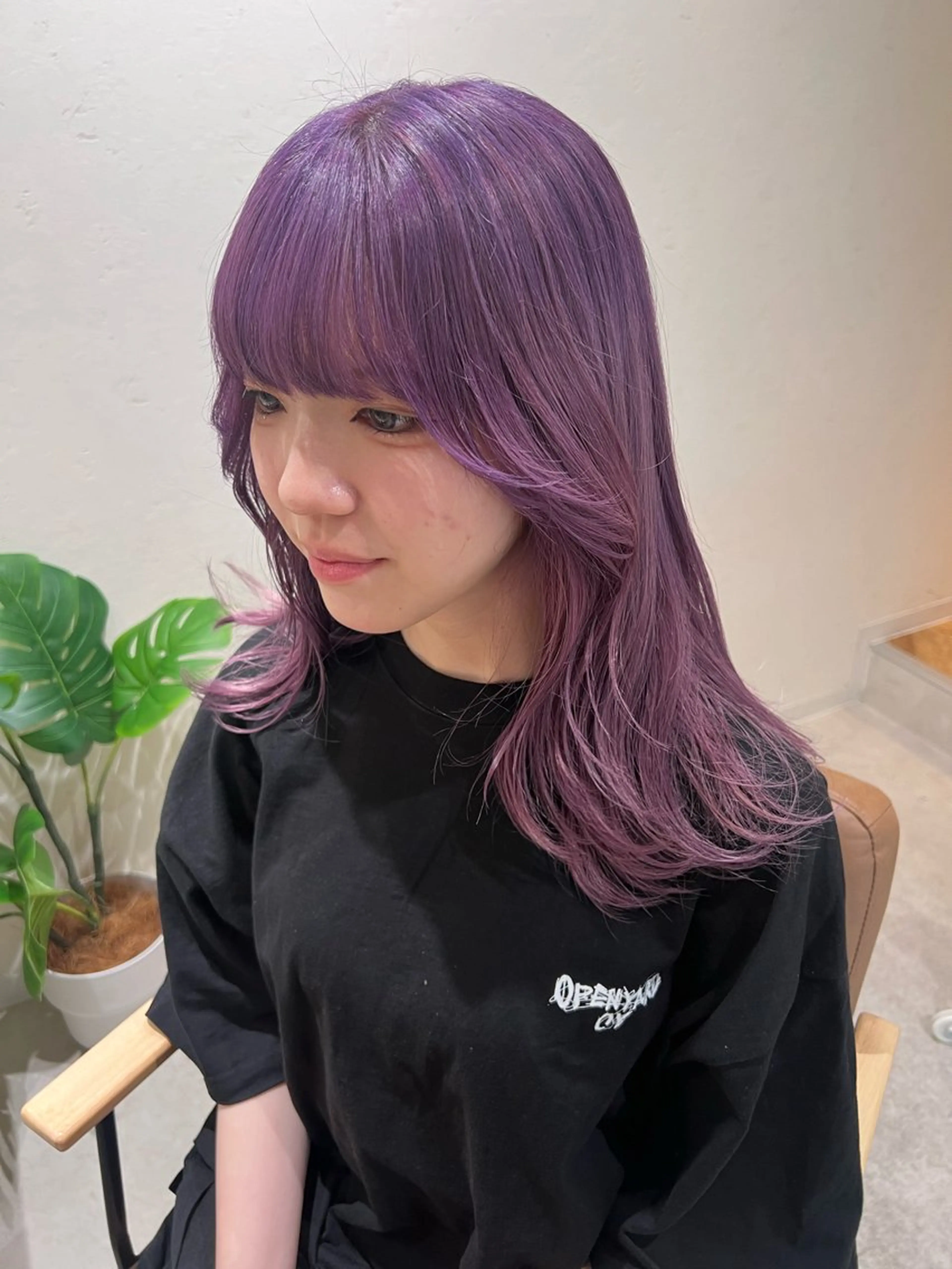 ミディアム ヘアカラー Day .1のヘアスタイル