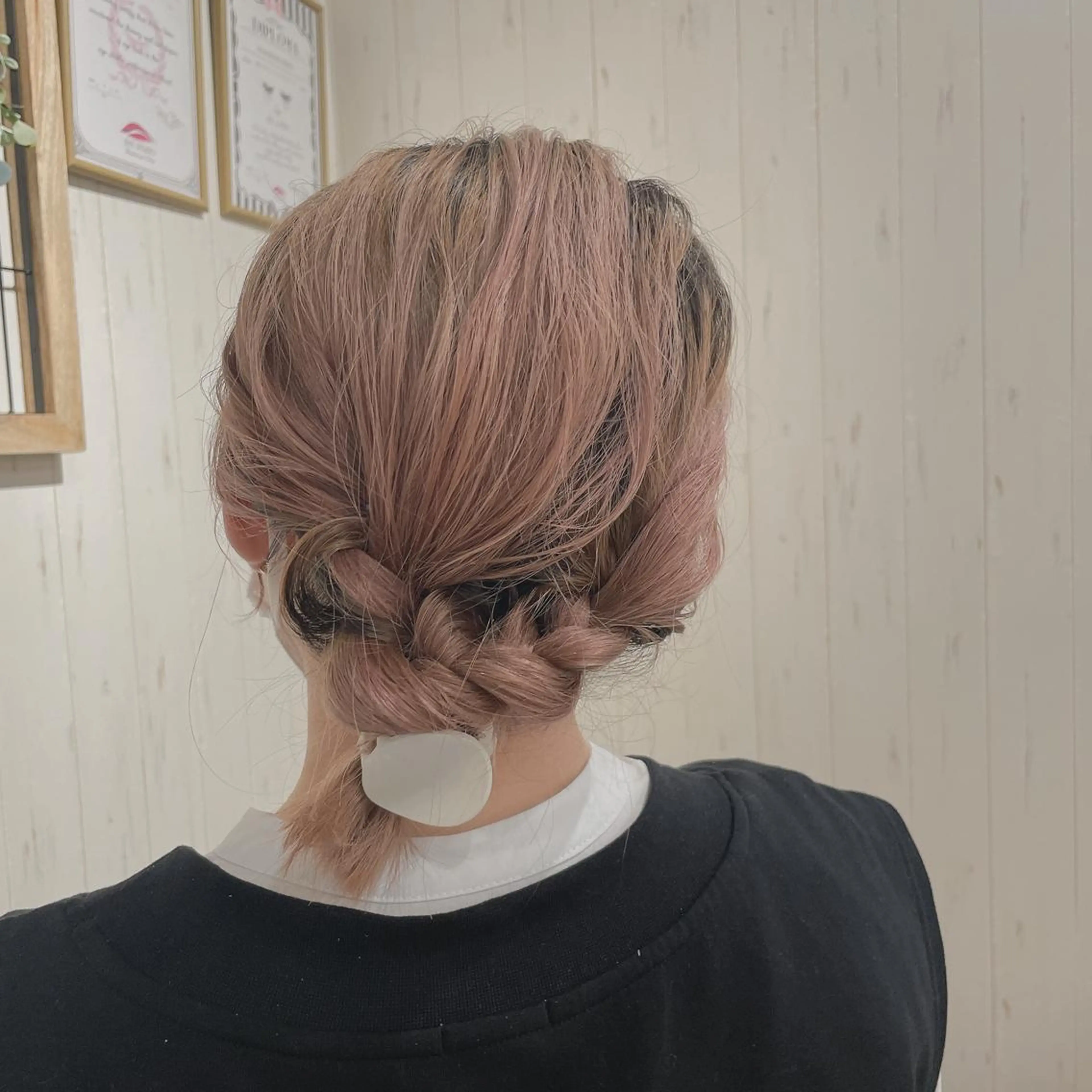ミディアム ヘアアレンジ WE RULE 札幌店 【ウィールール 札幌店】所属・✨️大人ショート 髙橋朋花のヘアスタイル