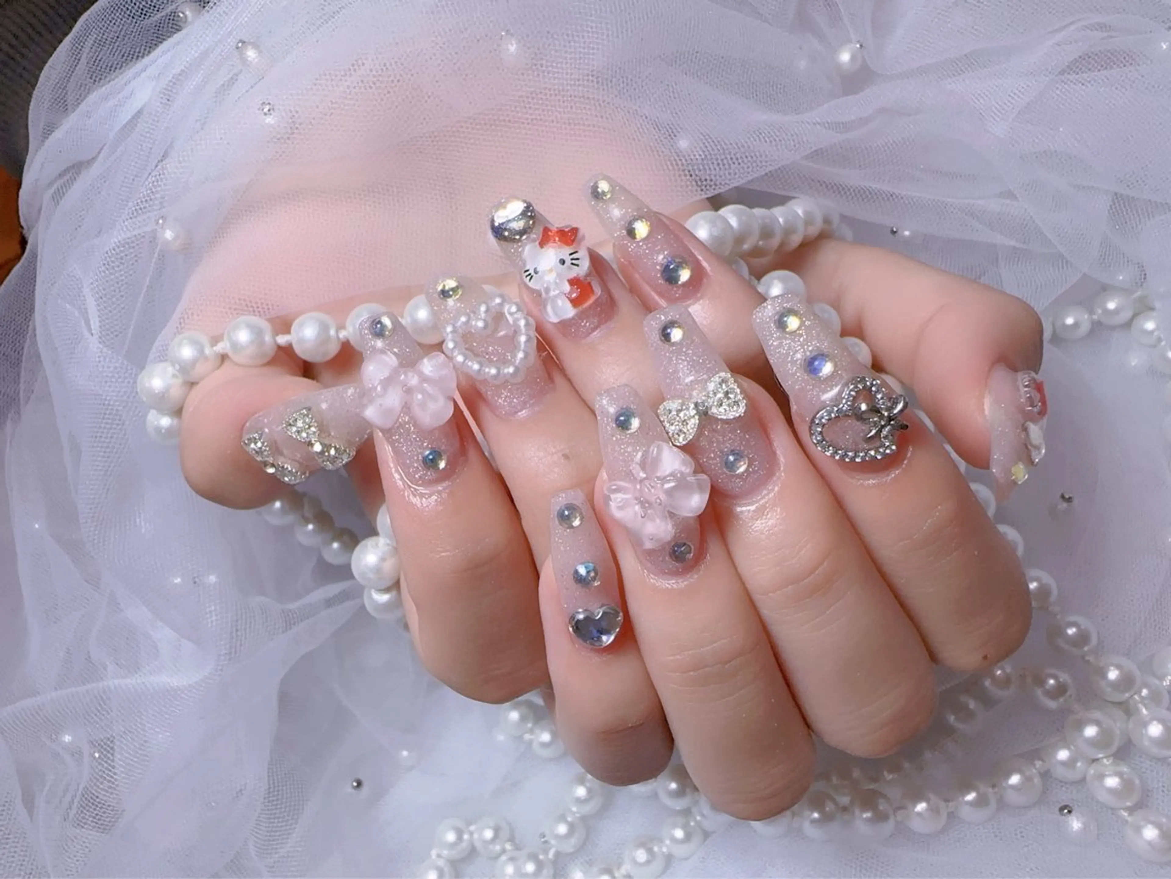 ネイル アートネイル フラッシュネイル フレンチネイル ジェルネイル ガラスフレンチ ハンドネイル You&Me Miyuのネイルデザイン