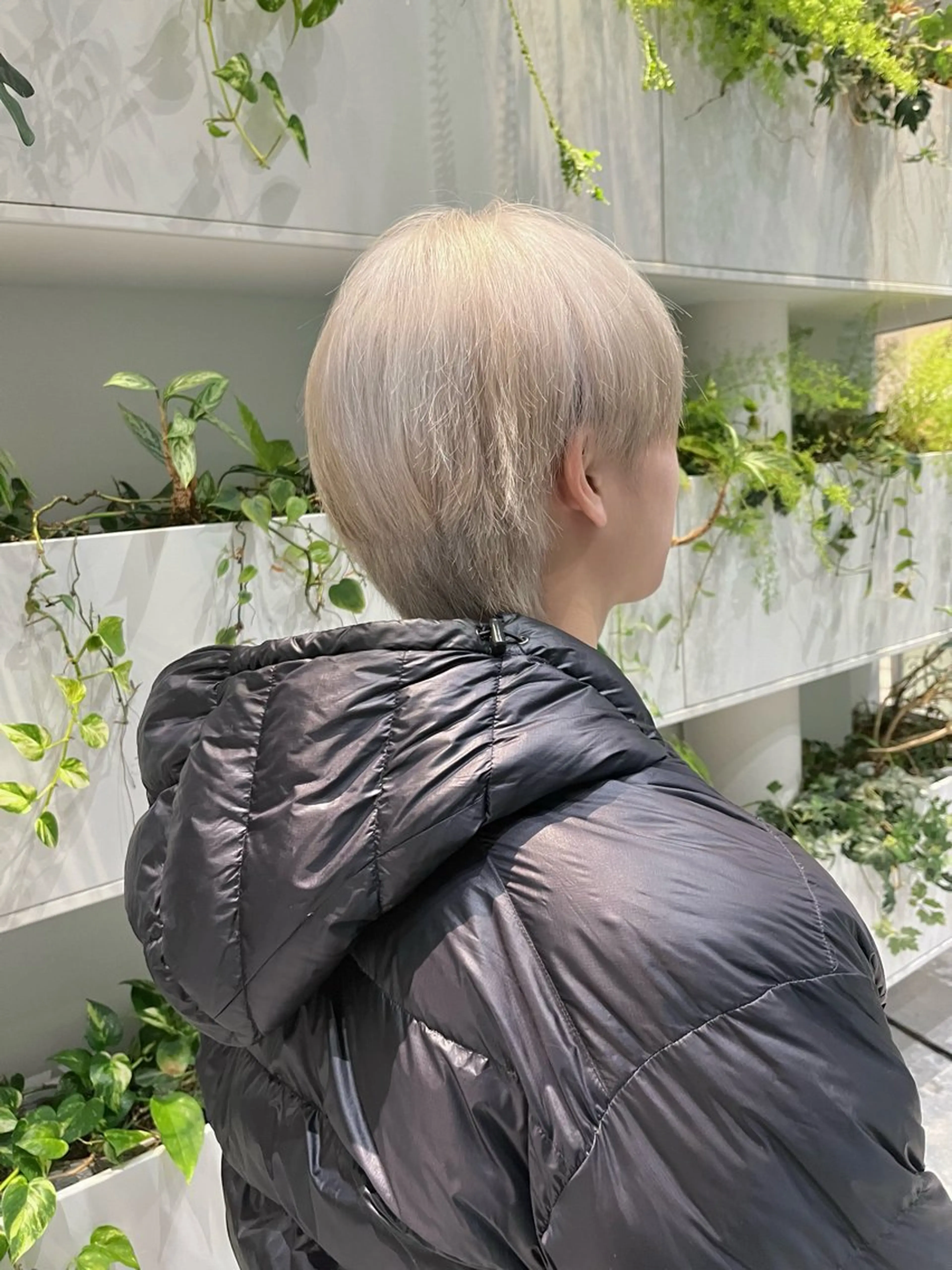 ショート カラー ベージュカラー ホワイトベージュ カット ヘアカラー トリートメント くさかみさき🌼暖色 /韓国風/オタク🌼のヘアスタイル