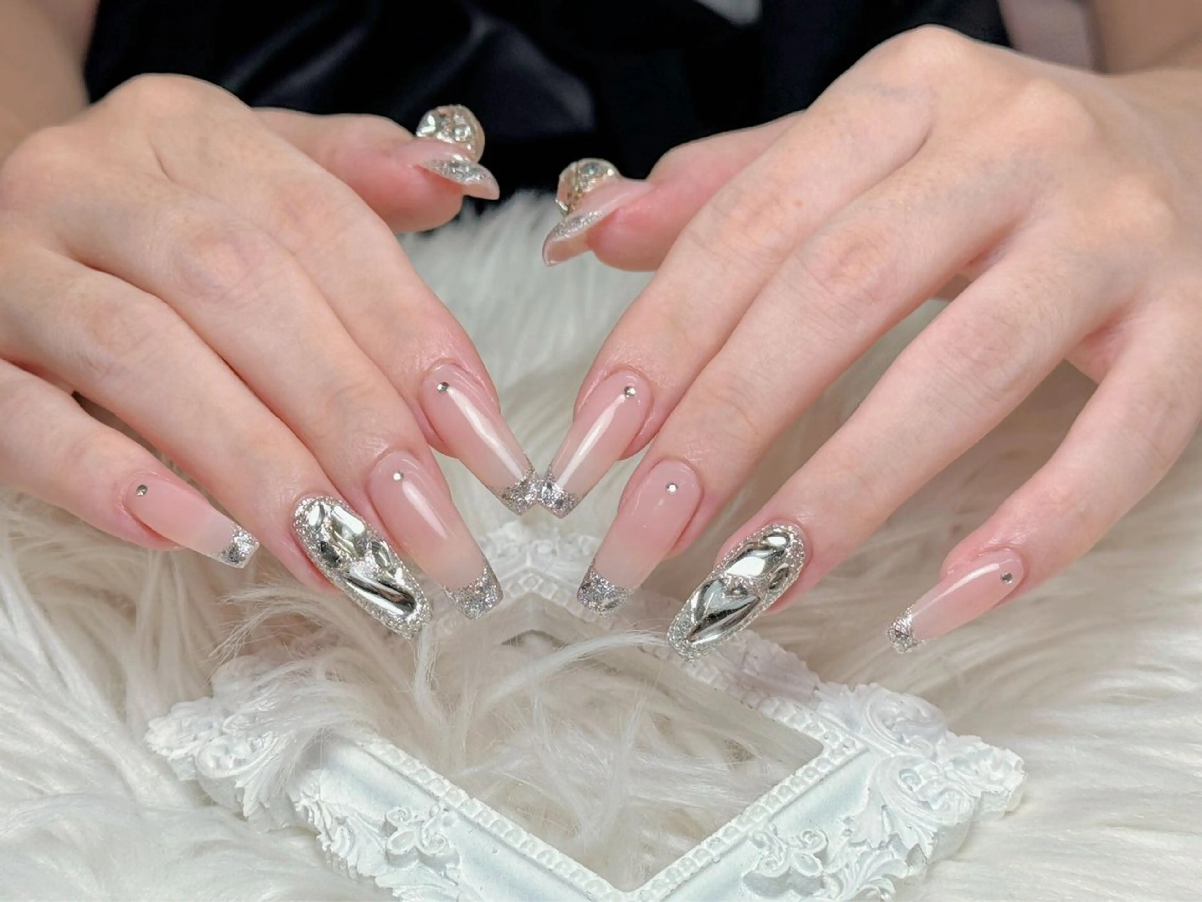 ネイル 長さ出し フレンチネイル ジェルネイル ガラスフレンチ 韓国ネイル ハンドネイル ハンドケア For U nail スカルプ専門店のネイルデザイン