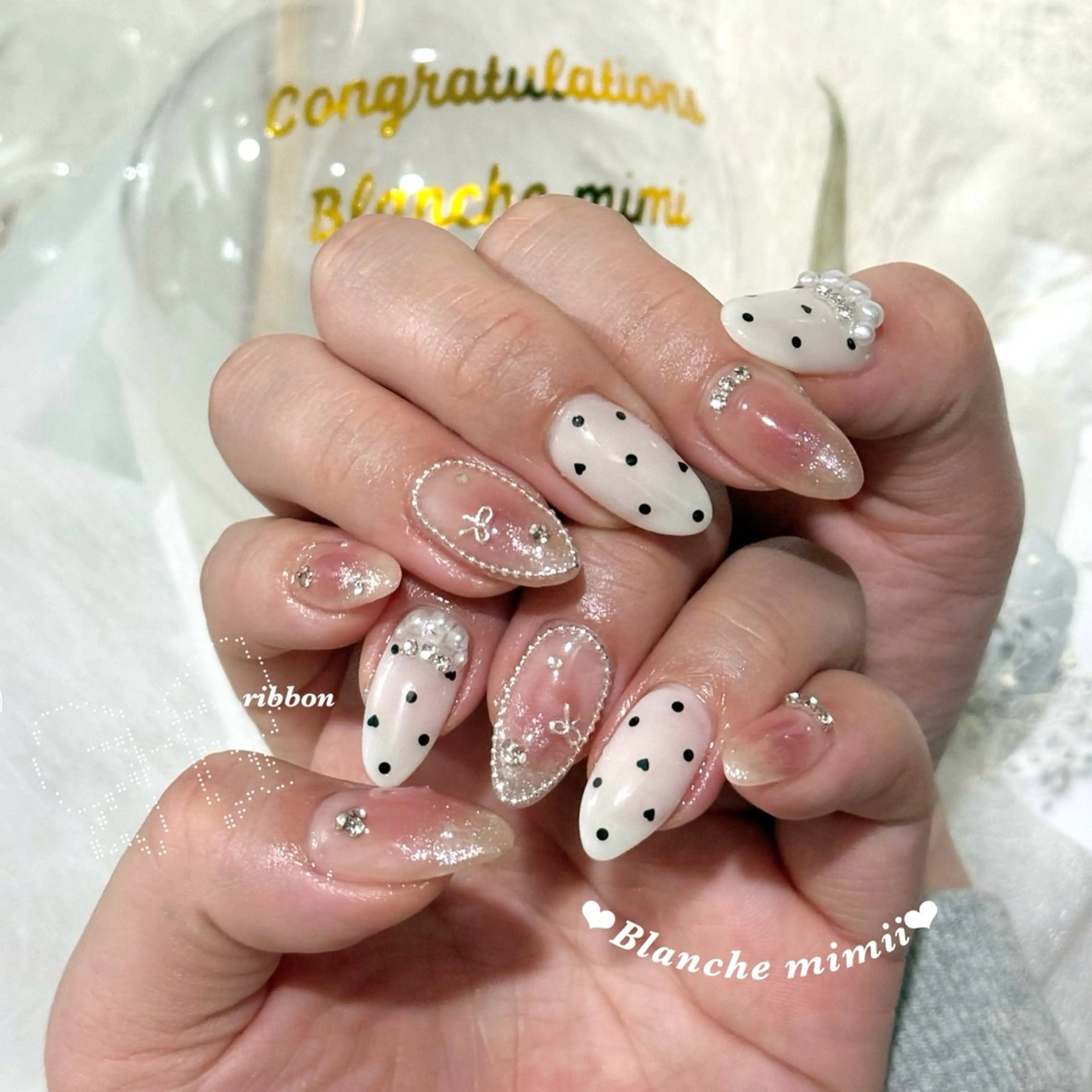 ネイル チークネイル ハート キラキラネイル マグネットネイル リボン ハンドネイル Blanche　mimii所属・Blanche Ayaのネイルデザイン
