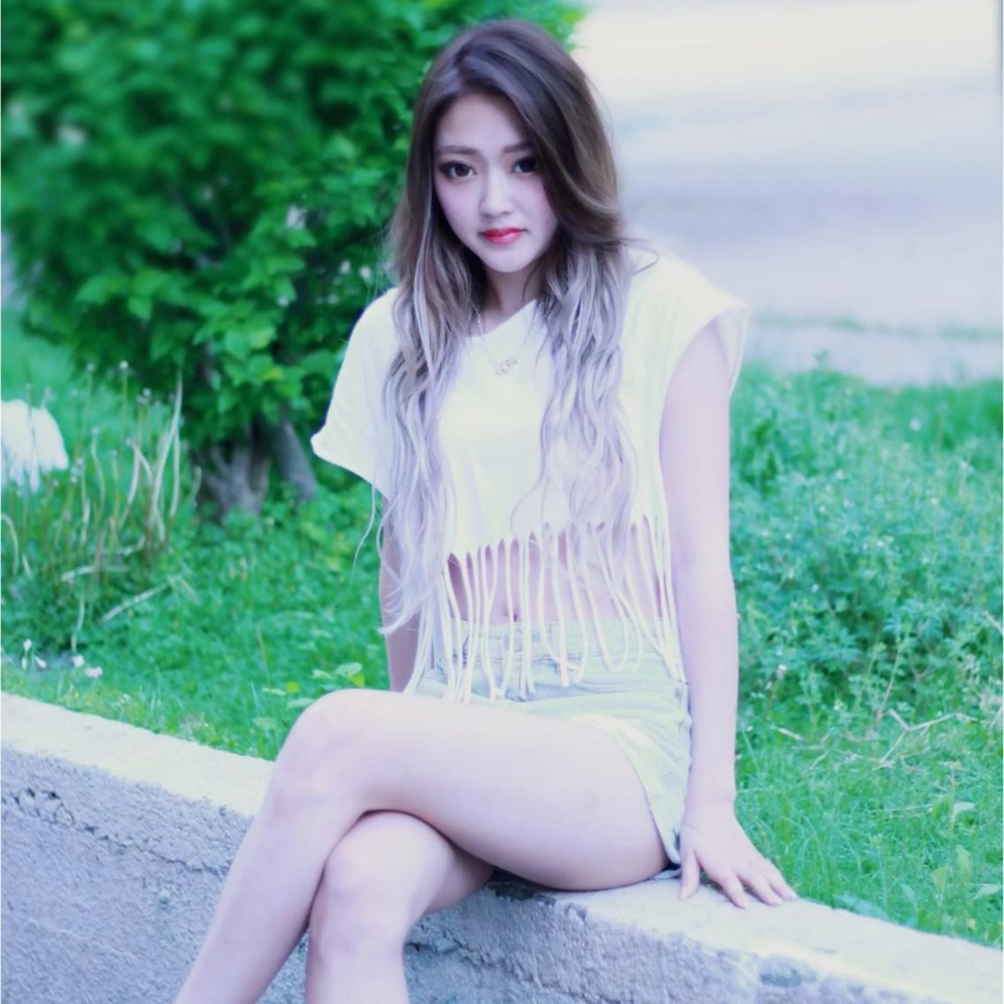 ロング カラー シールエクステ シルバー エクステ カット ヘアカラー エクステ れん/ハイトーン /エクステ/韓国風のヘアスタイル