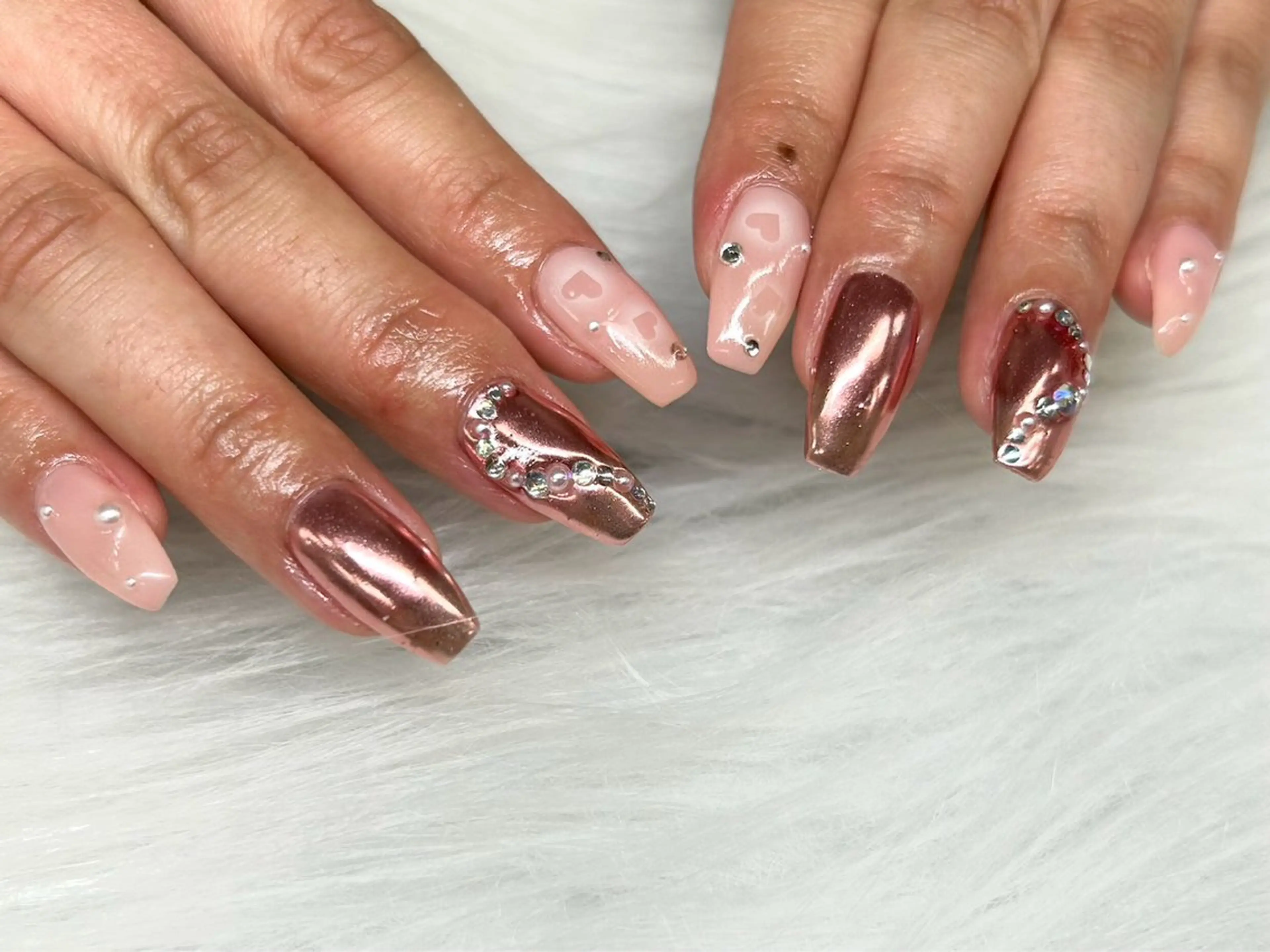 ネイル ハンドネイル PEEKABOO京橋 EYE&NAILのマツエク・マツパデザイン