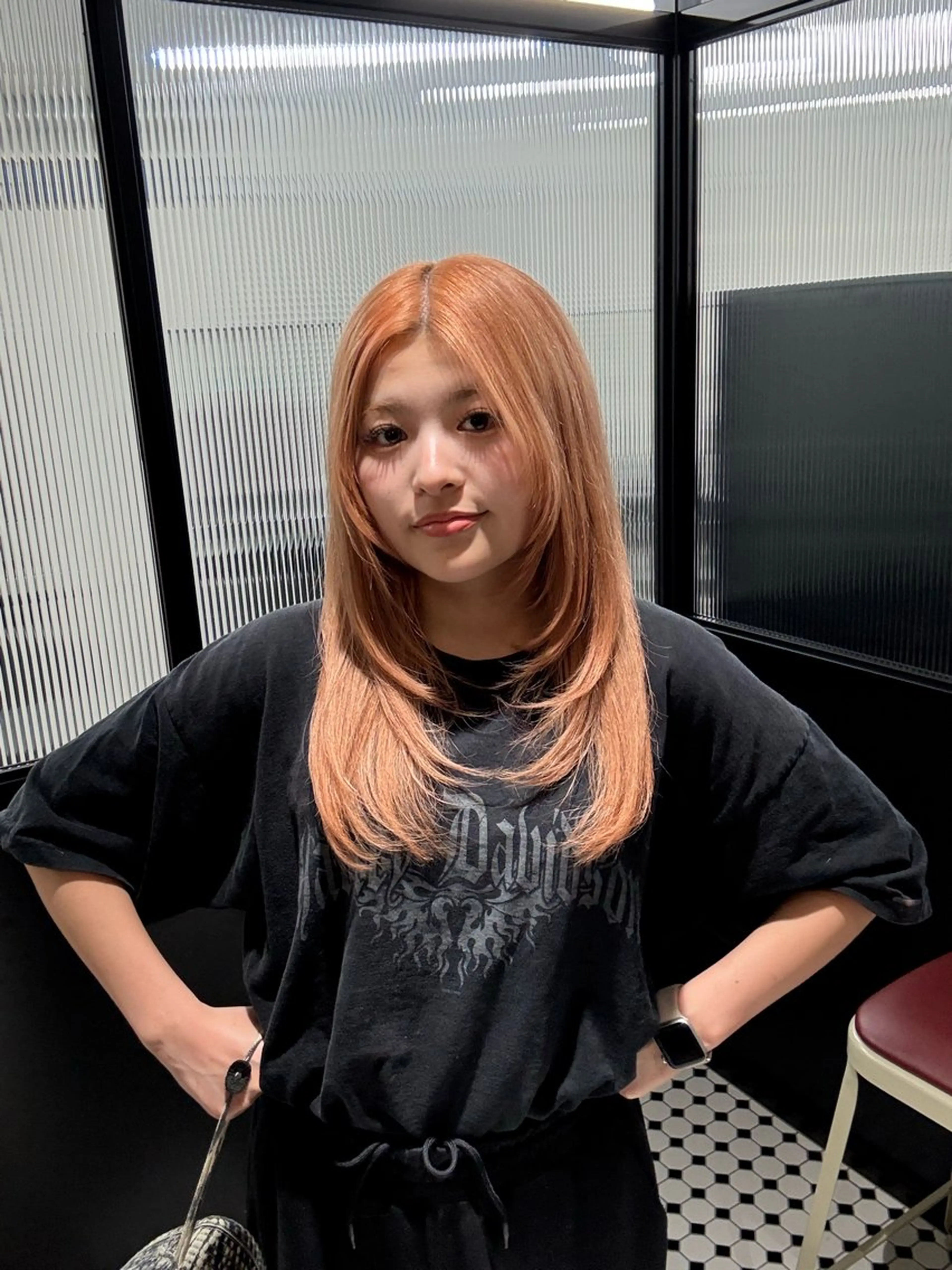 ロング カラー ヘアカラー トリートメント 韓国ヘア暗髪 ダブルカラーメンズ可のヘアスタイル