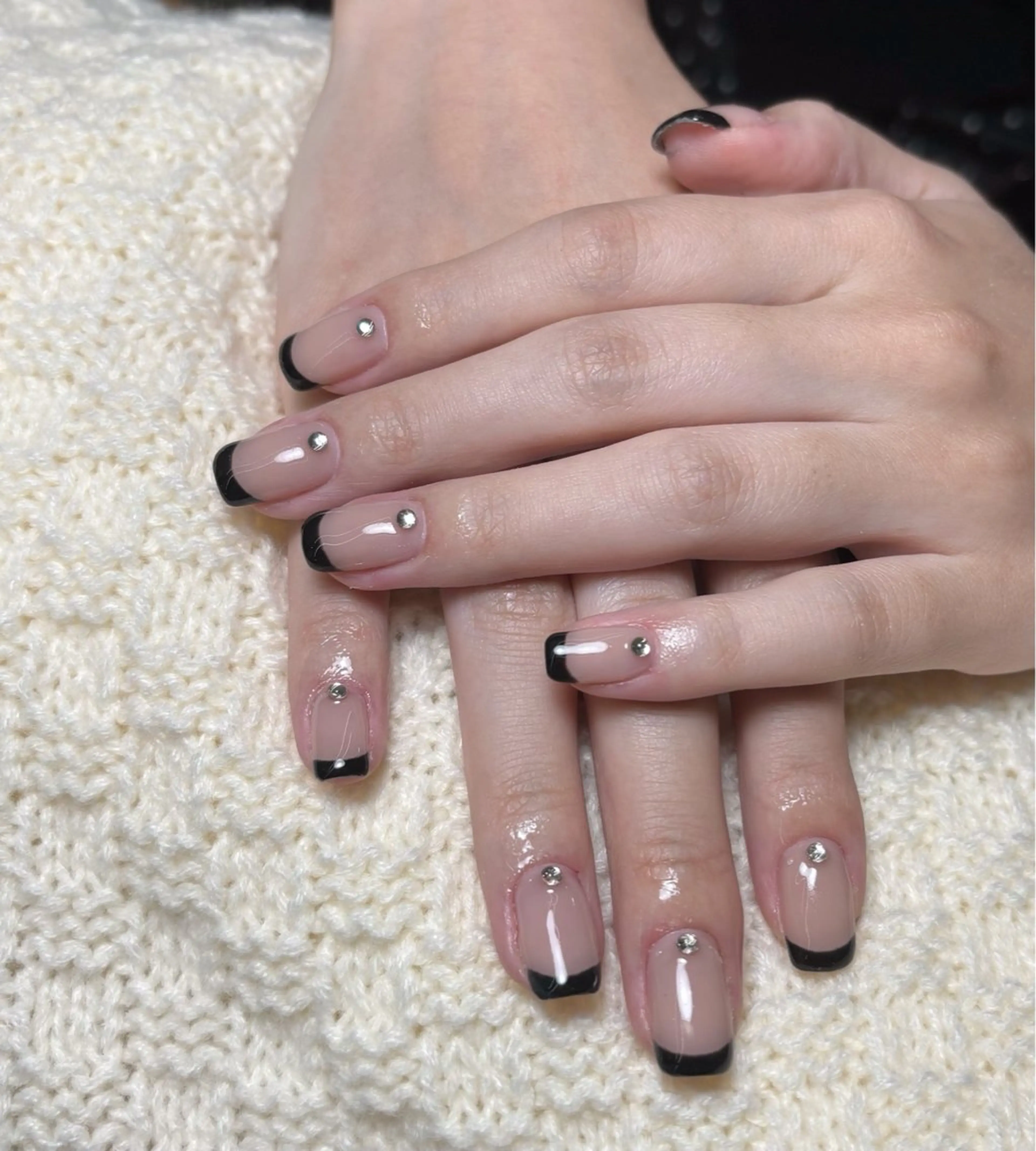ネイル ハンドネイル 🦋y y Nail 🤍のネイルデザイン