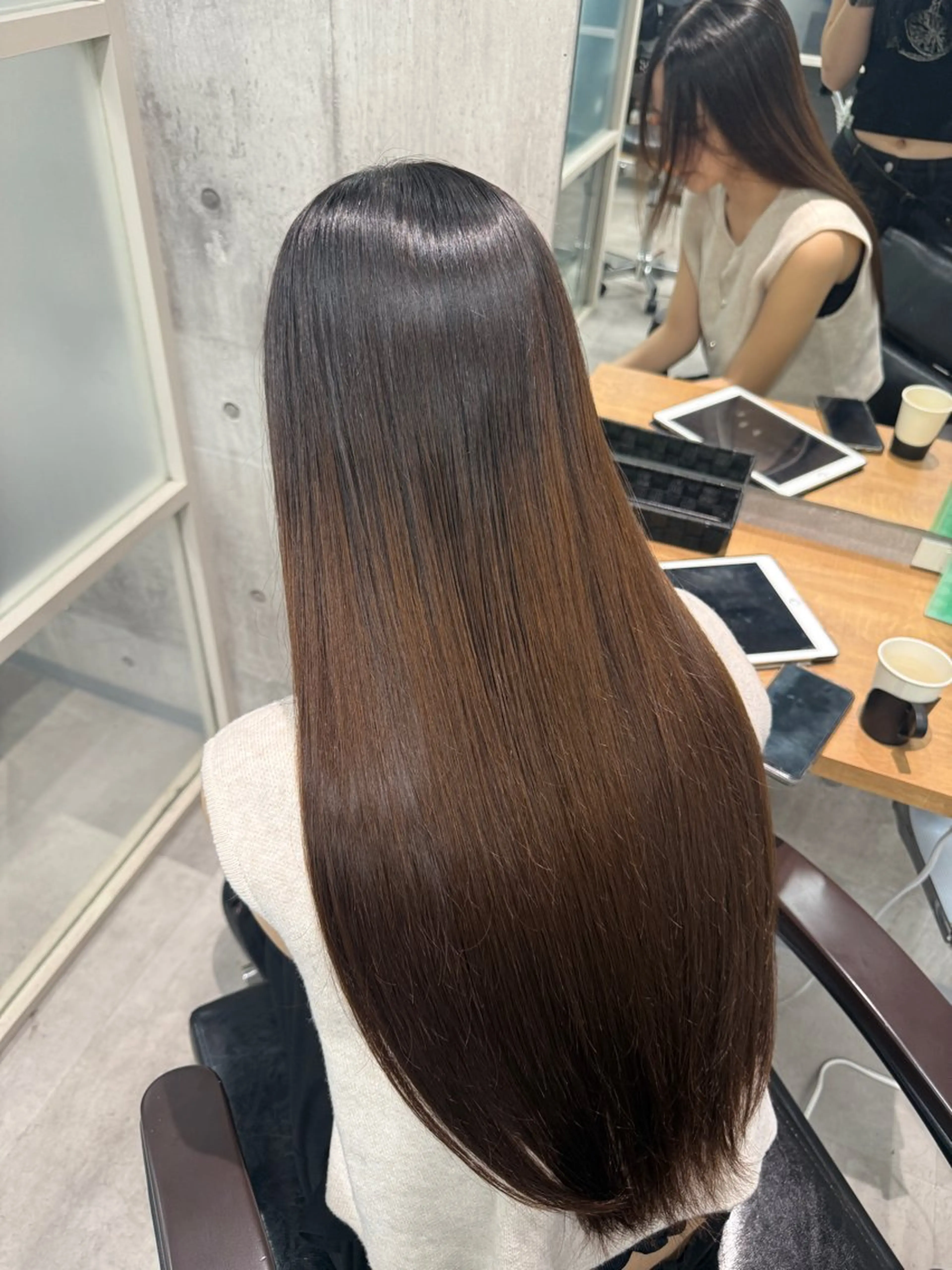 ロング 縮毛矯正 ayano /レイヤー/艶カラーのヘアスタイル