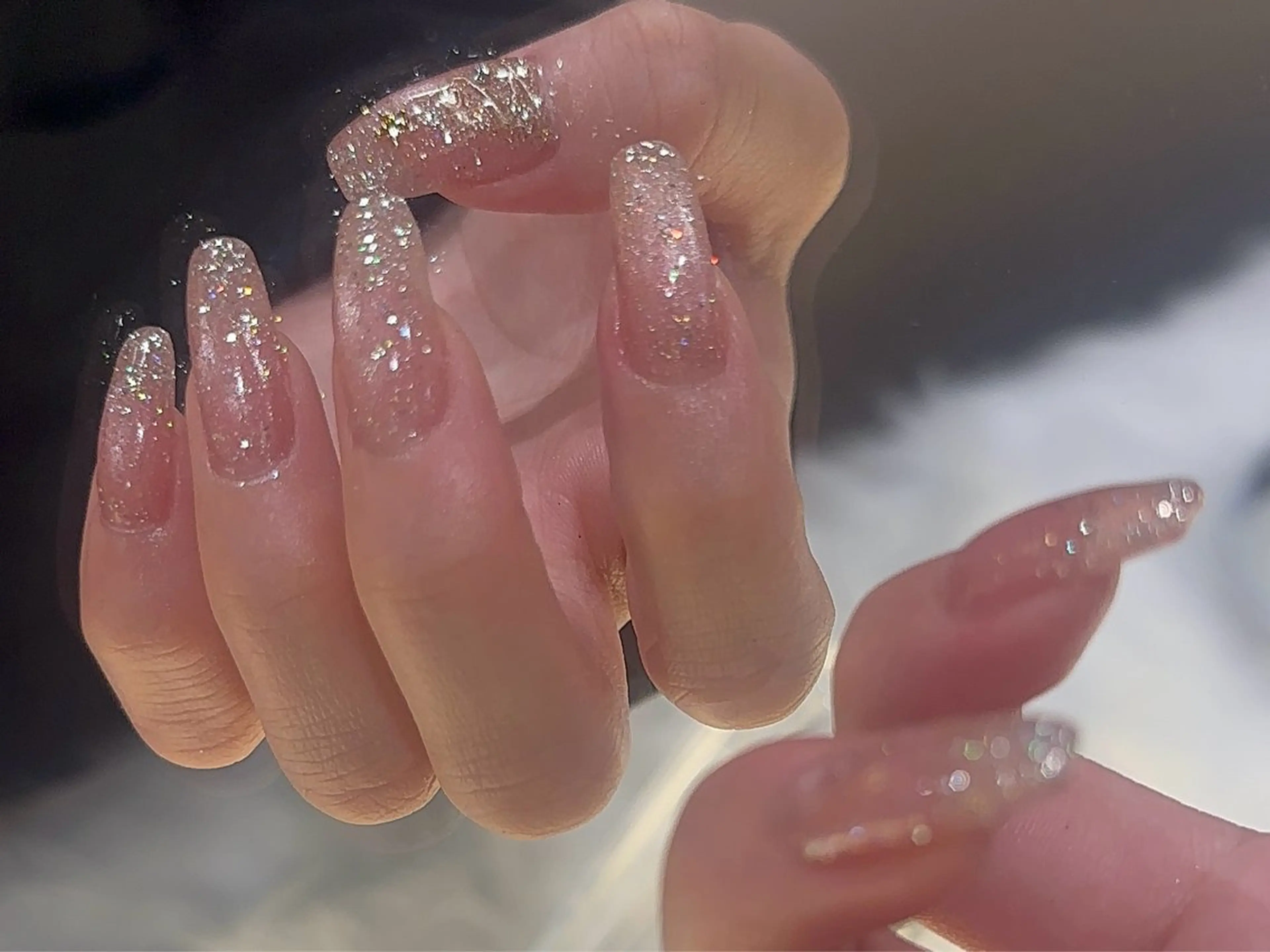 ネイル キラキラネイル ハンドネイル エムスラッシュセンター南sol所属・kano🫧 指名No.1💫のネイルデザイン