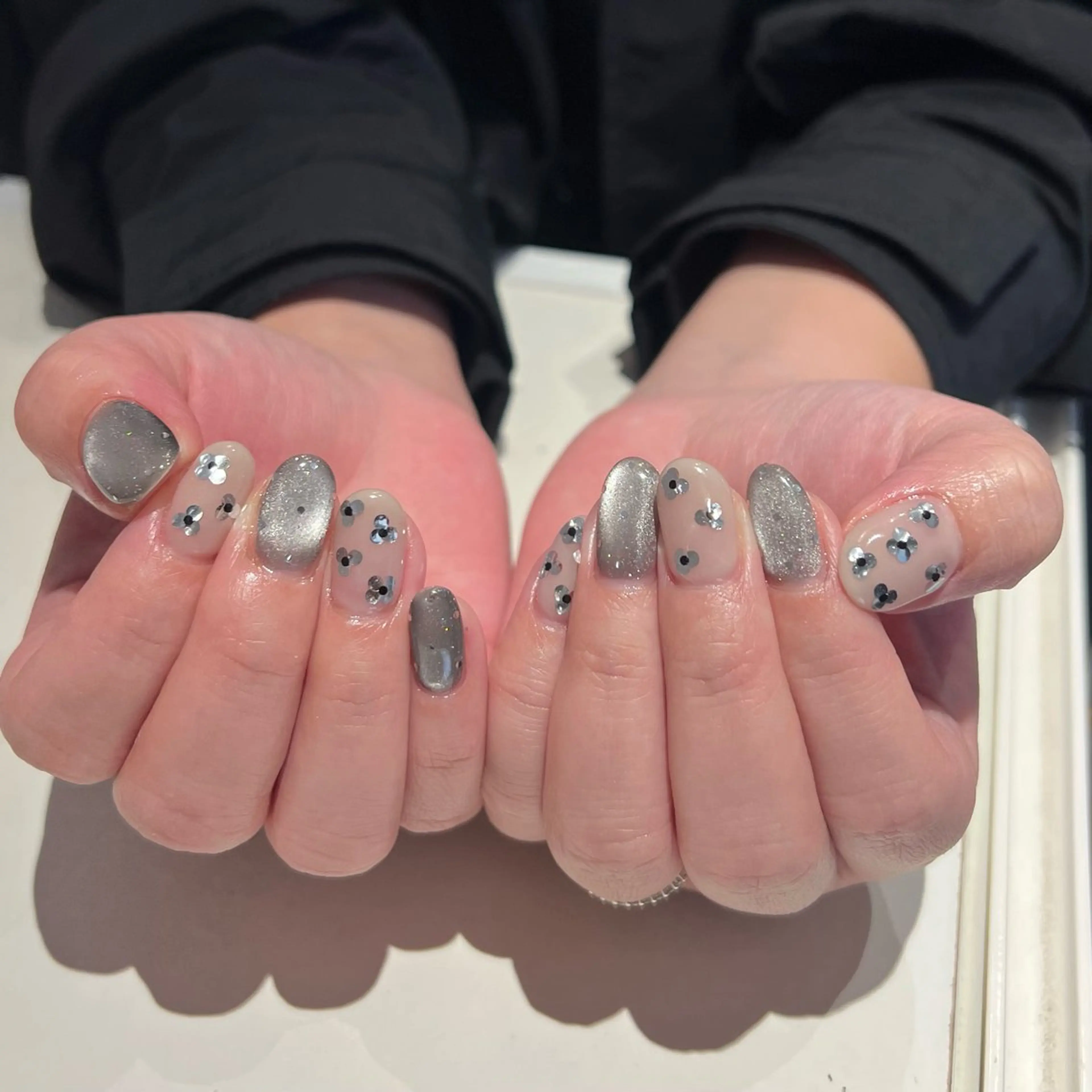 ネイル 高橋 麻里子のネイルデザイン