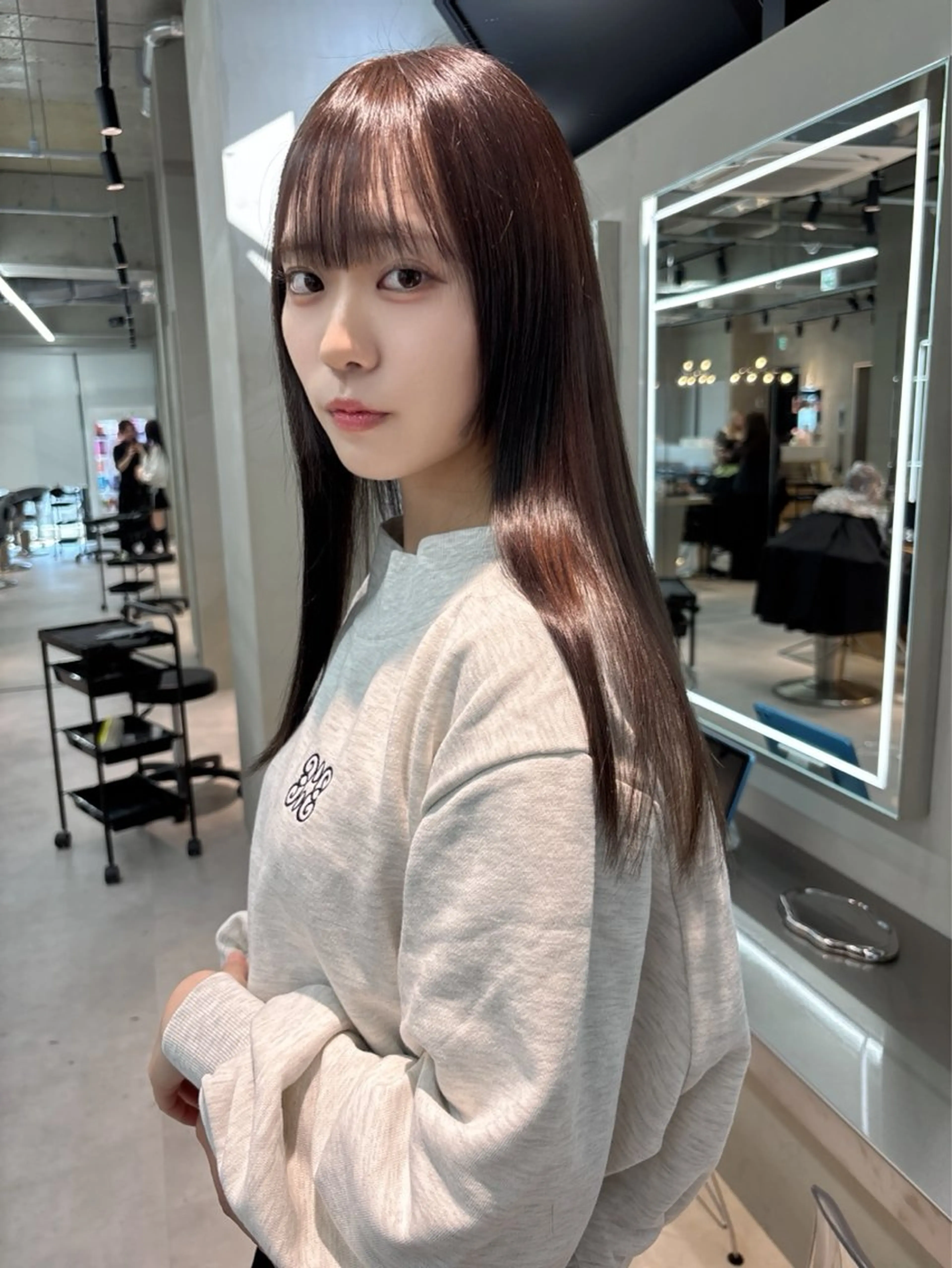 セミロング カラー パーマ 縮毛矯正 【美髪矯正) 吉村　清志のヘアスタイル