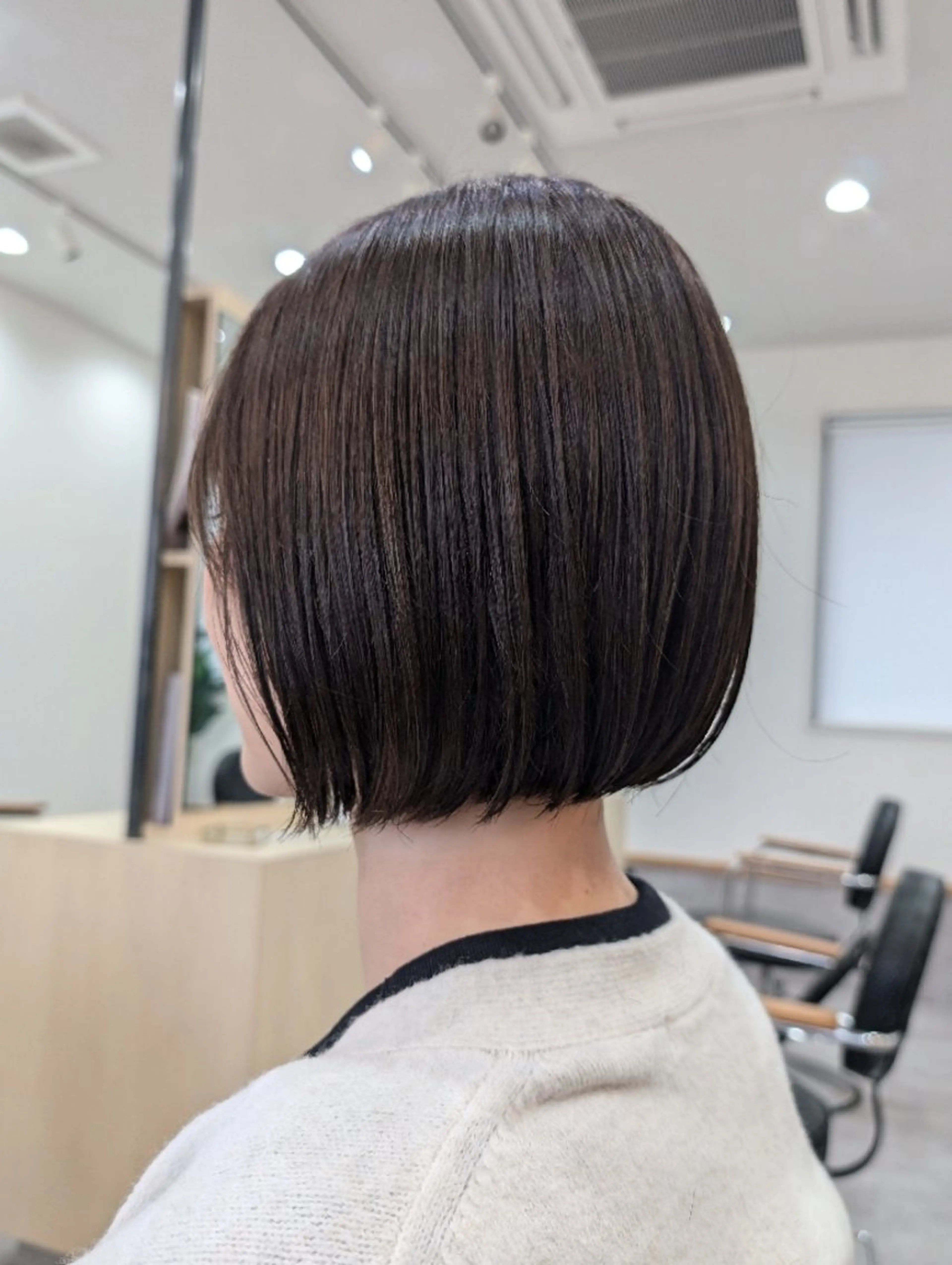 ミディアム カラー 切りっぱなしボブ ボブ 似合わせカット カット ヘアカラー トリートメント SOYON豊田市駅店所属・髪質改善/ 上村旺武のヘアスタイル
