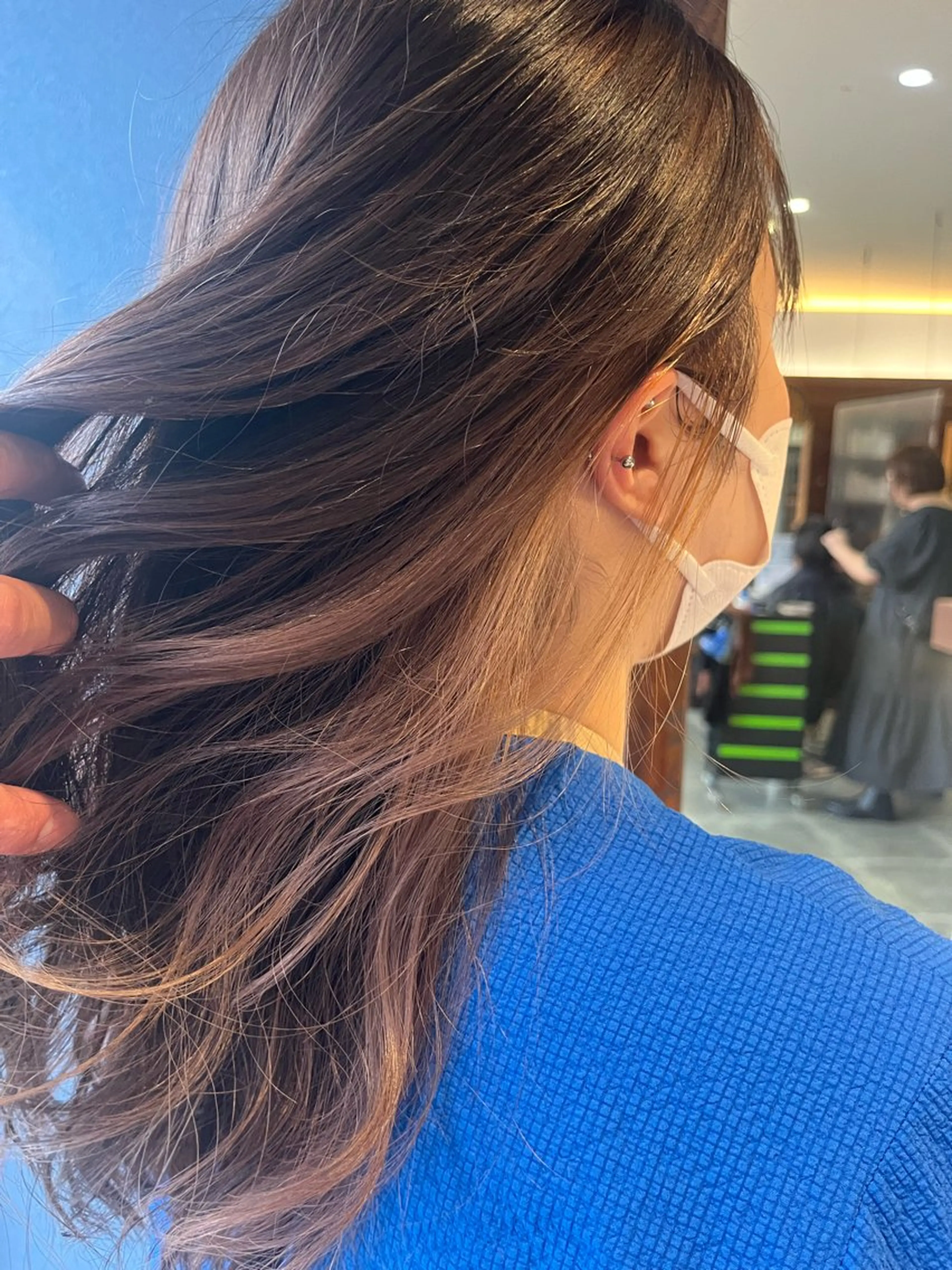 セミロング カラー 🌼Kubu成田 陽実🌼のヘアスタイル