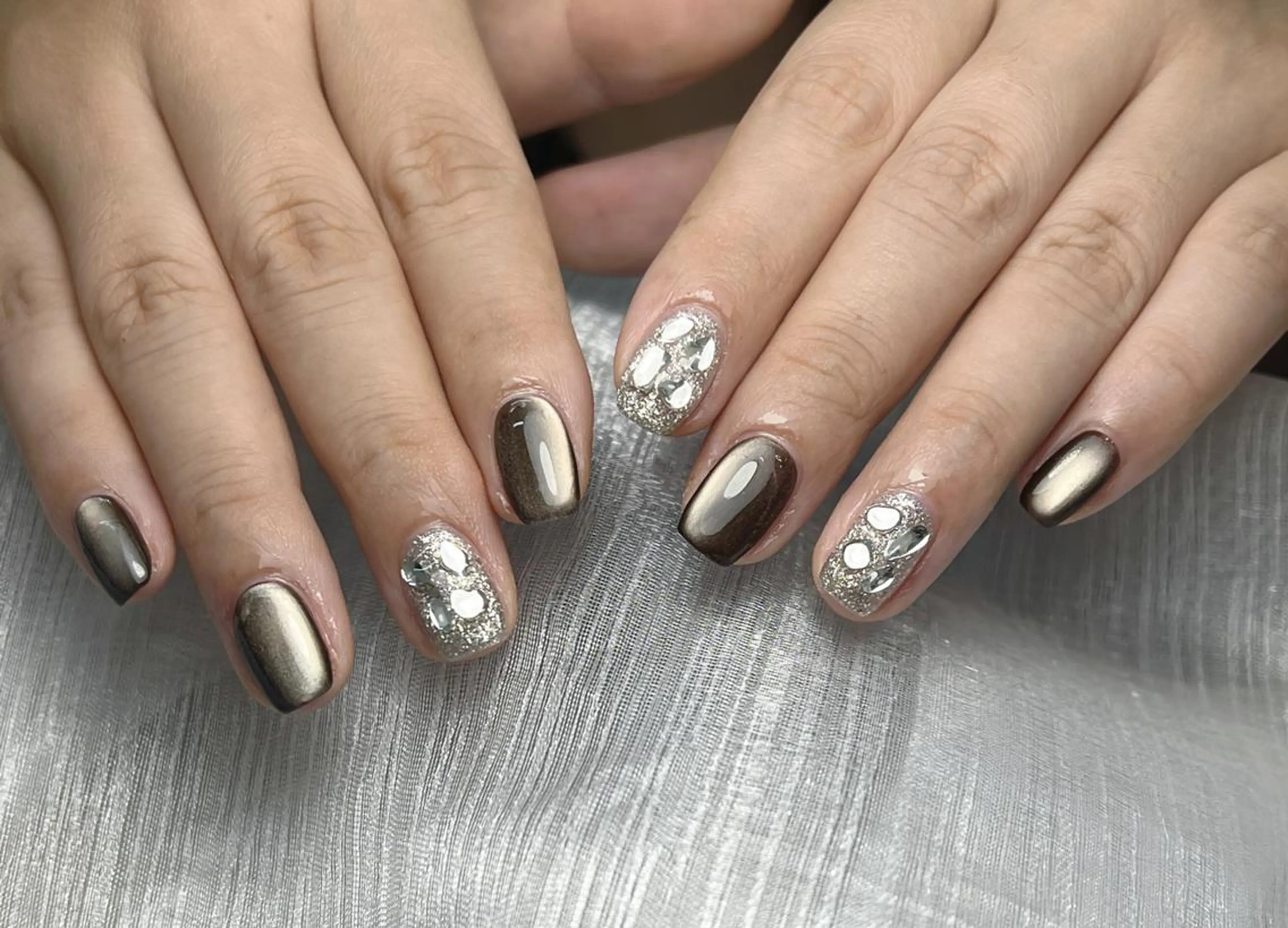 自爪*ワンカラー/マグネット+埋め尽くし「S-4 本」3480円「M-4本以上」5480円の写真