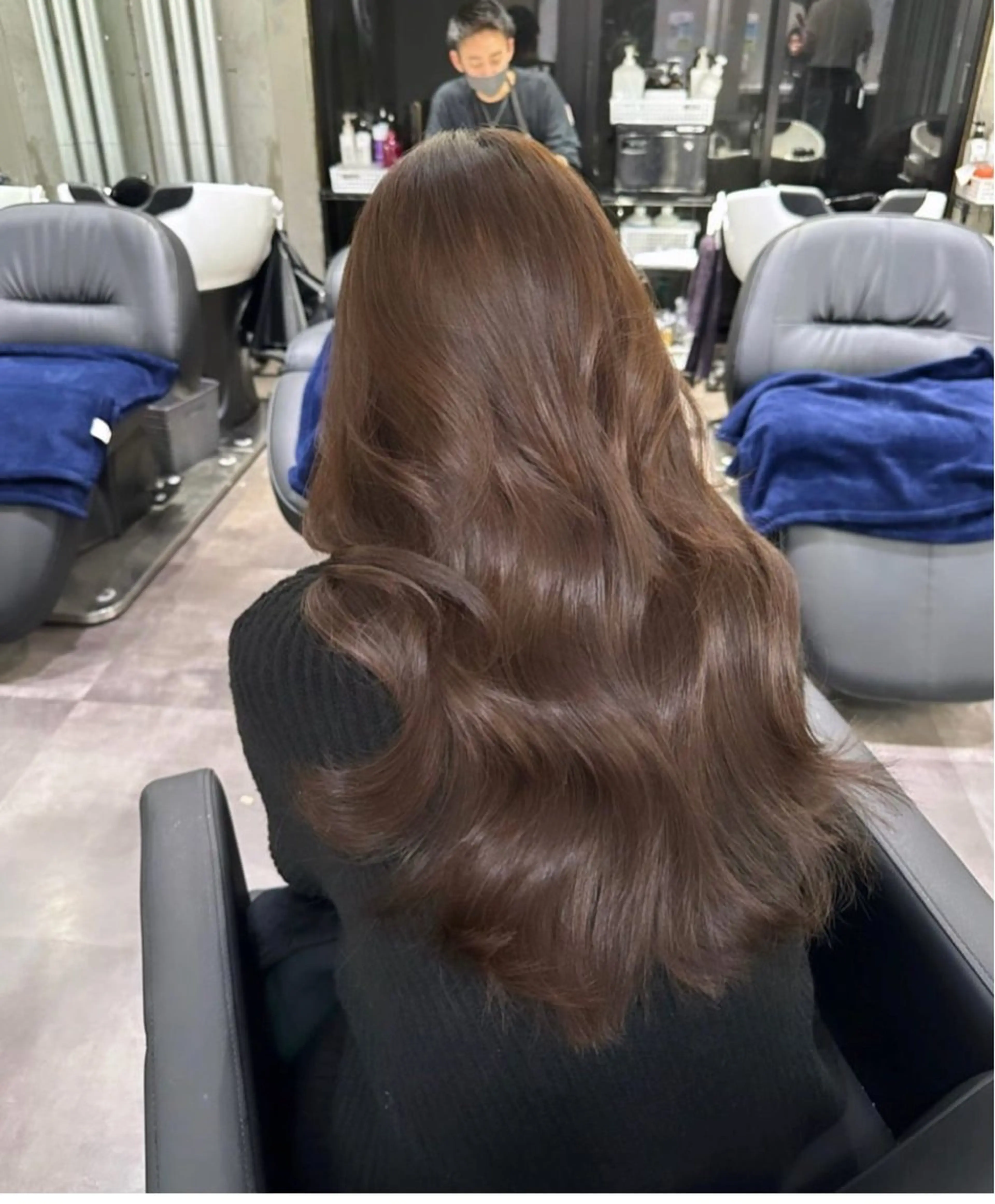 ロング カラー ヘアアレンジ ブラウンカラー 透明感カラー ダークブラウン 韓国風レイヤーカット 艶カラー🫧菊池のヘアスタイル