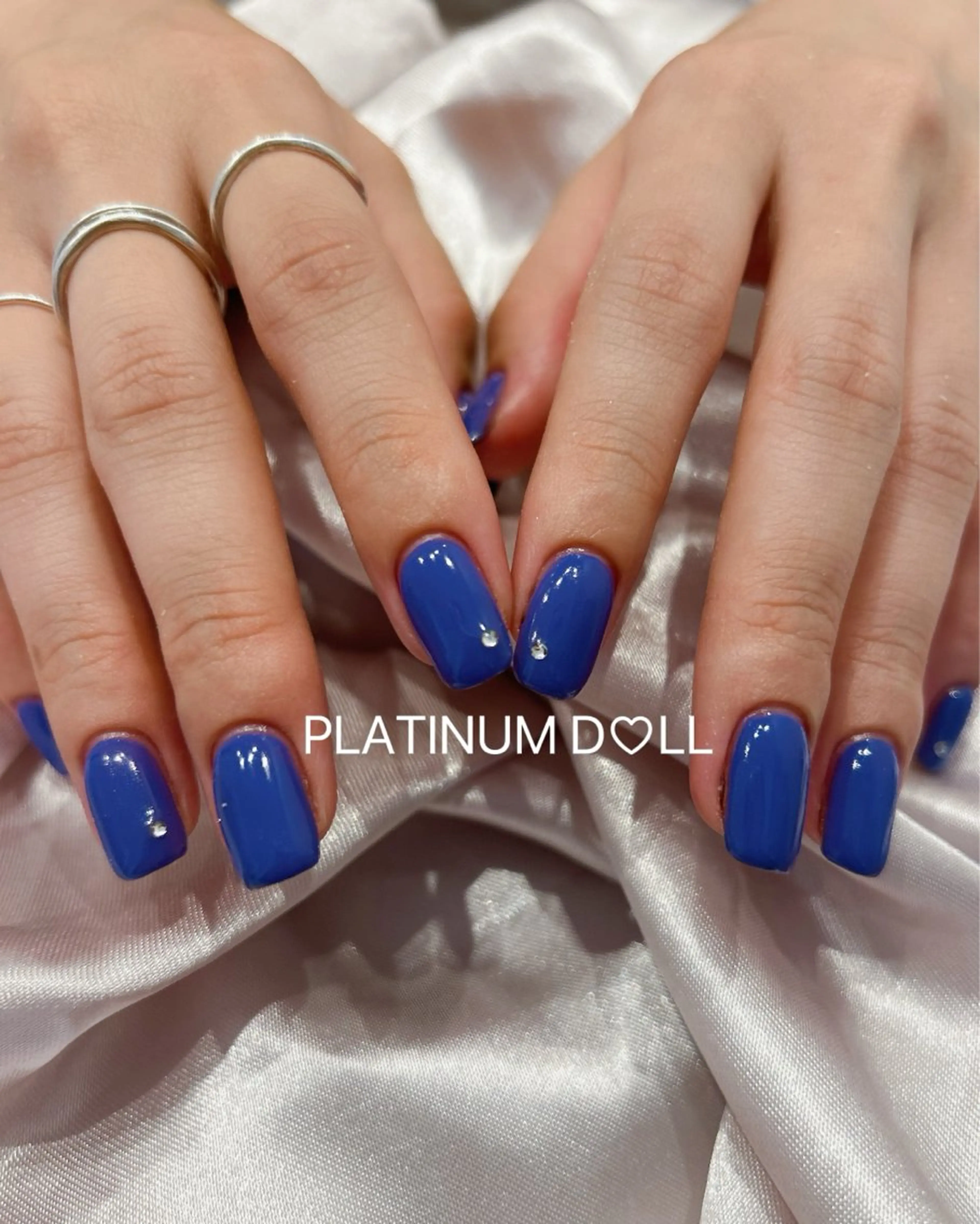 ネイル フットネイル グラデーション キラキラネイル 韓国ネイル マグネットネイル ハンドネイル 🎀PLATINUM DOLL はな🎀のネイルデザイン