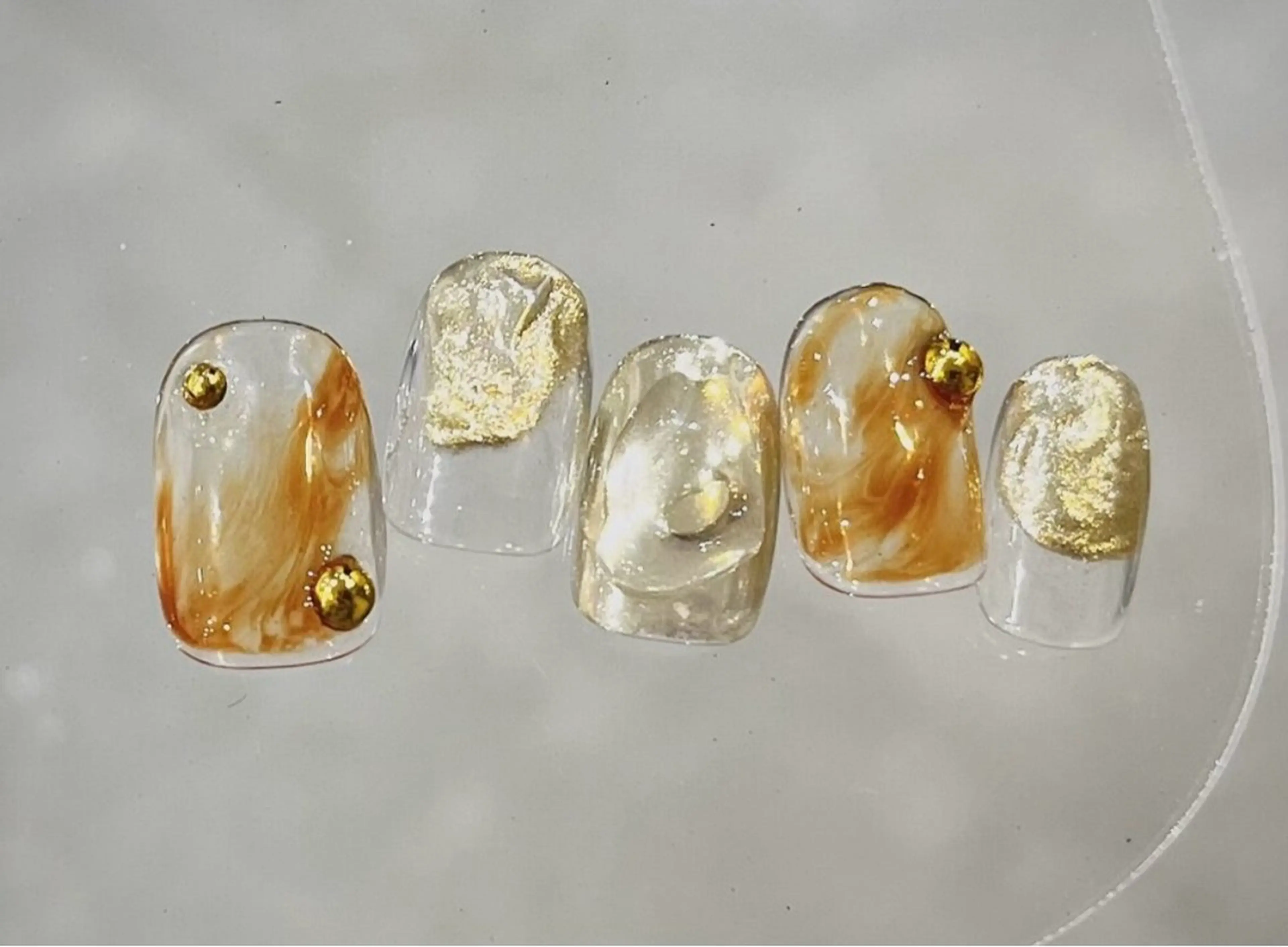 ネイル クリアネイル ニュアンスネイル CLEMORE NAIL 浦和店所属・上原 菜々香のネイルデザイン