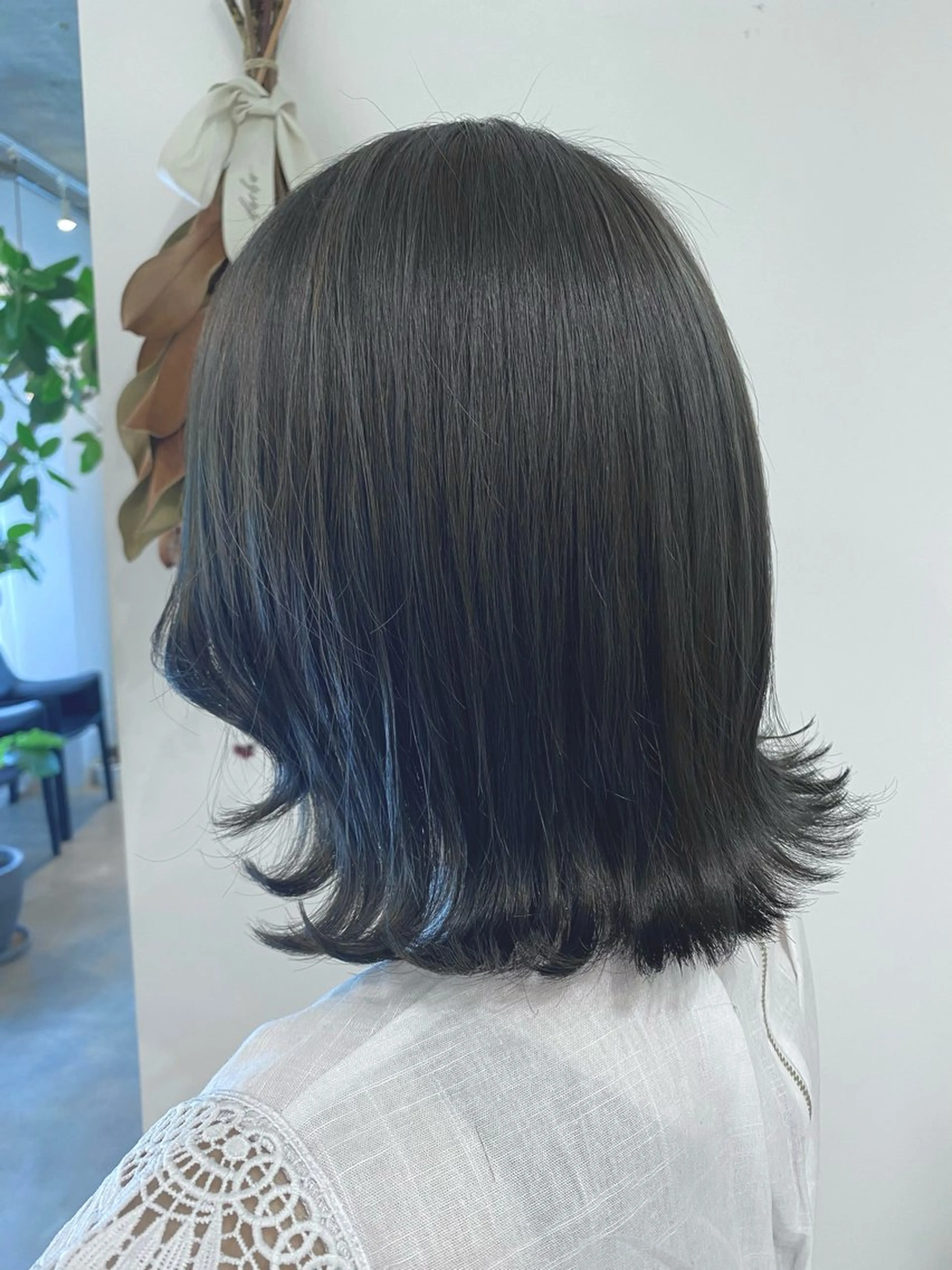 ミディアム カラー アッシュ アッシュグレー アッシュグレージュ グレージュ ducha所属・DUCHA Tomida naoのヘアスタイル