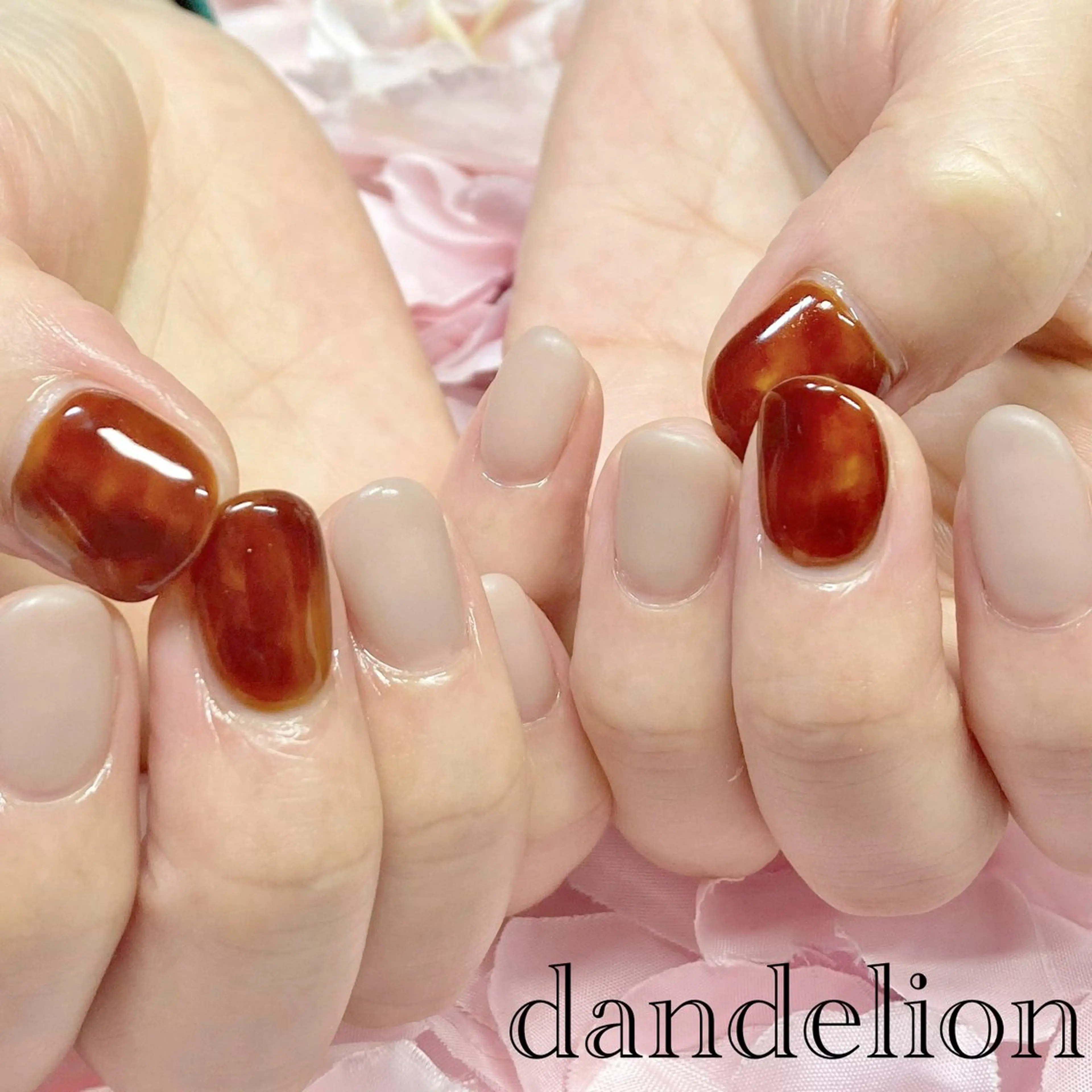 ネイル ハンドネイル ハンドケア dandelion ダンデライオンのネイルデザイン