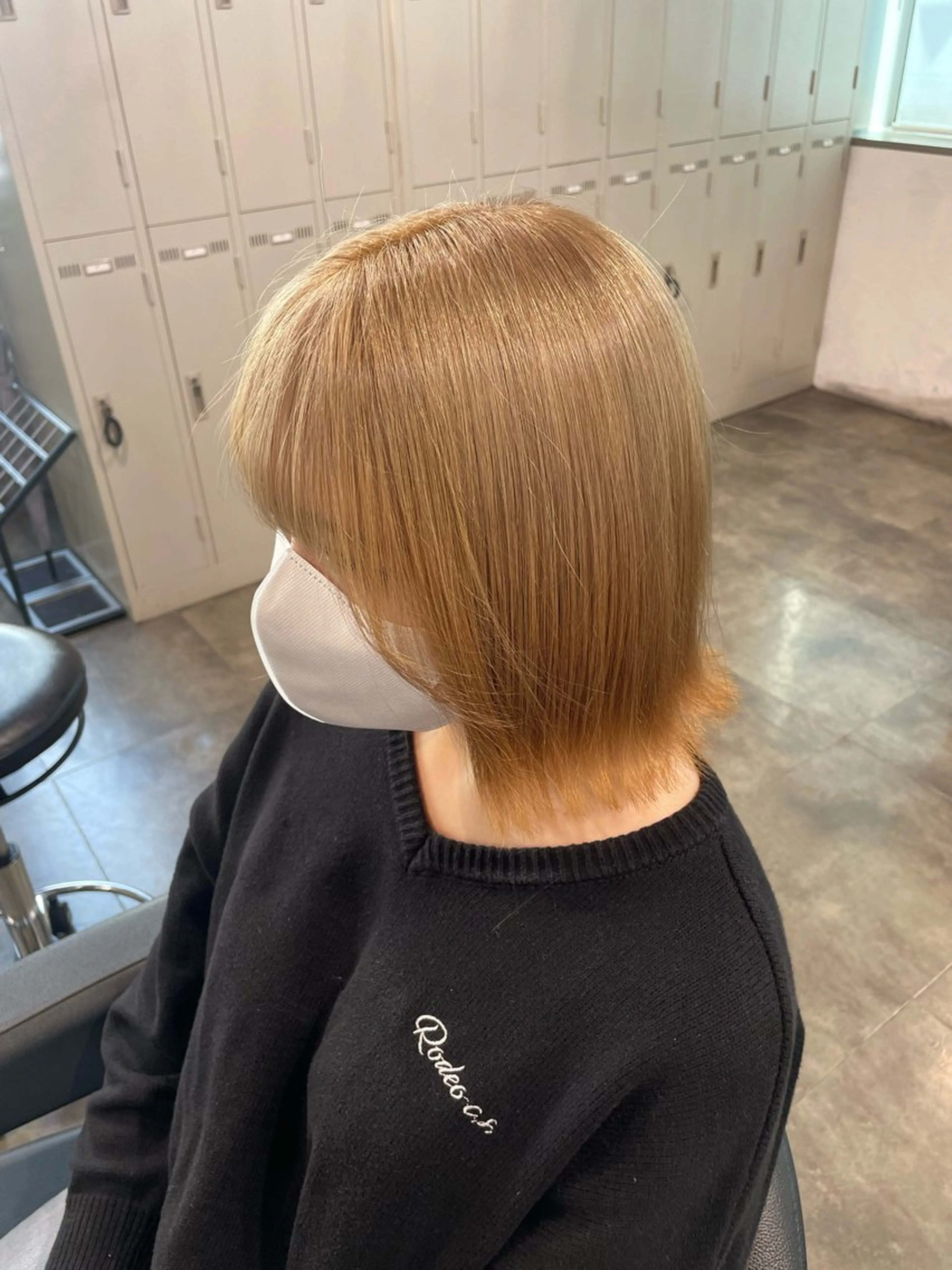 ミディアム カラー ヘアカラー ハイトーンブロンド 横浜💞ミオのヘアスタイル