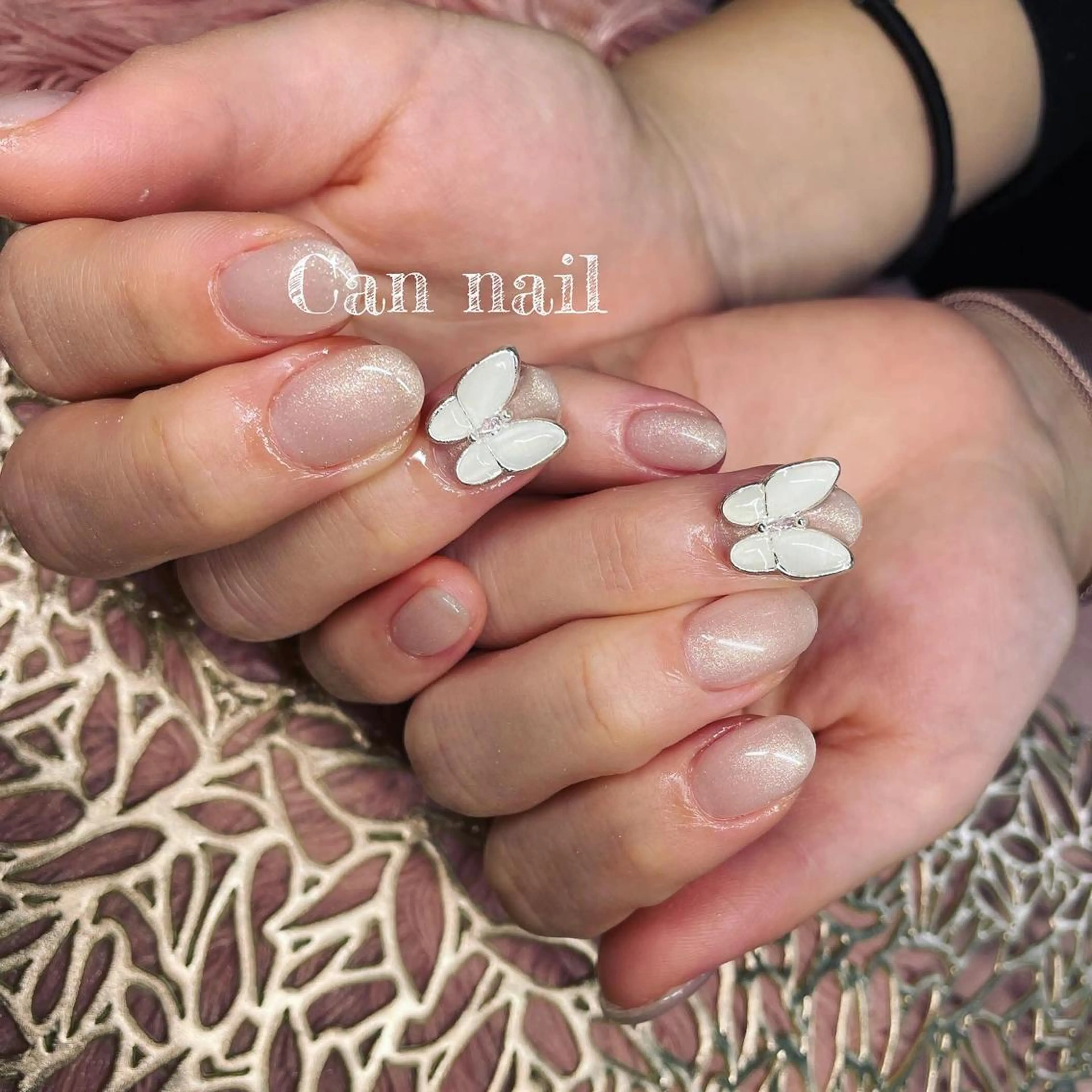 ミディアム ネイル ハンドネイル Parfum パルファンのネイルデザイン