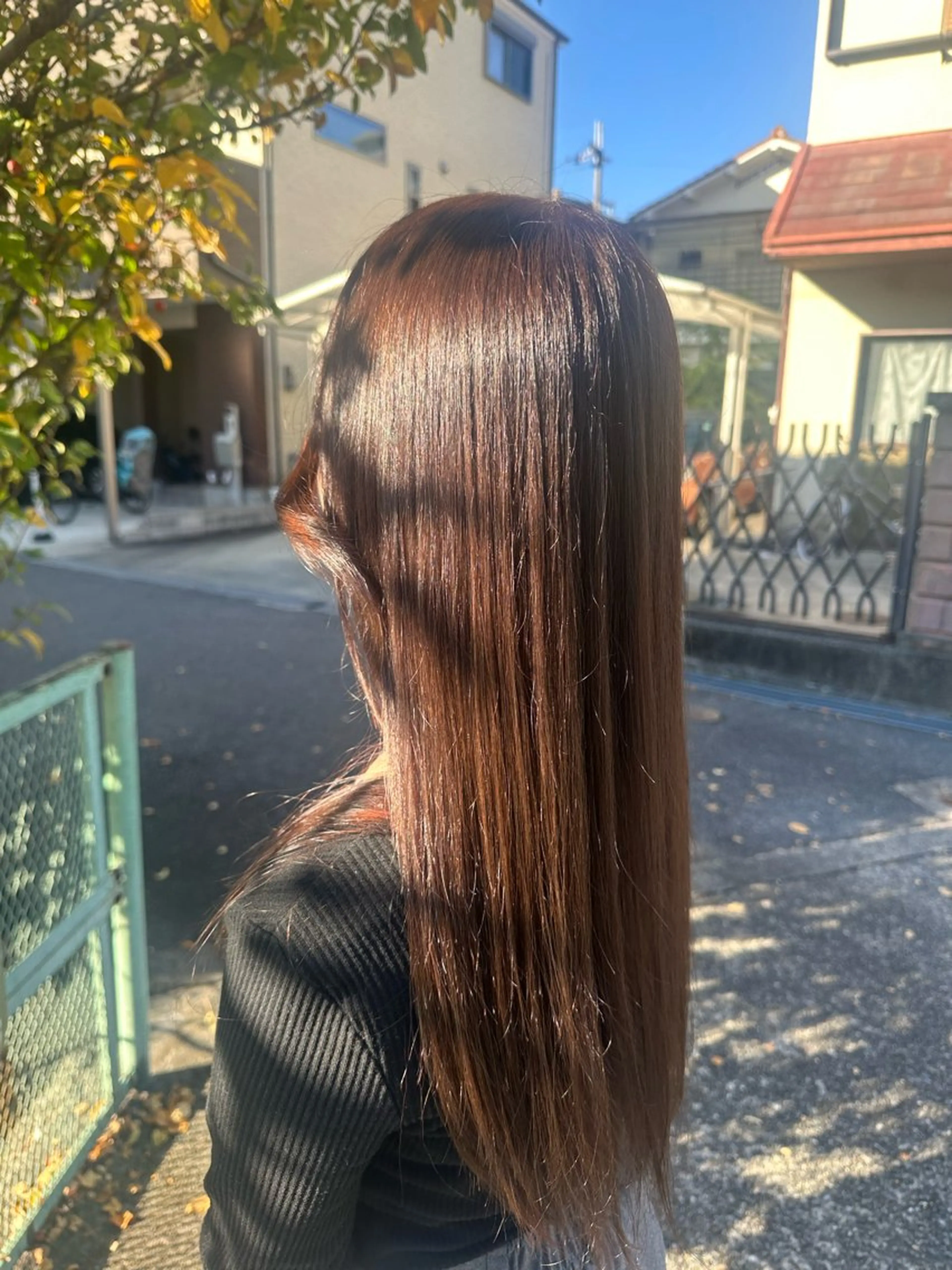 ロング カラー アッシュ ヘアカラー 安達 望のヘアスタイル