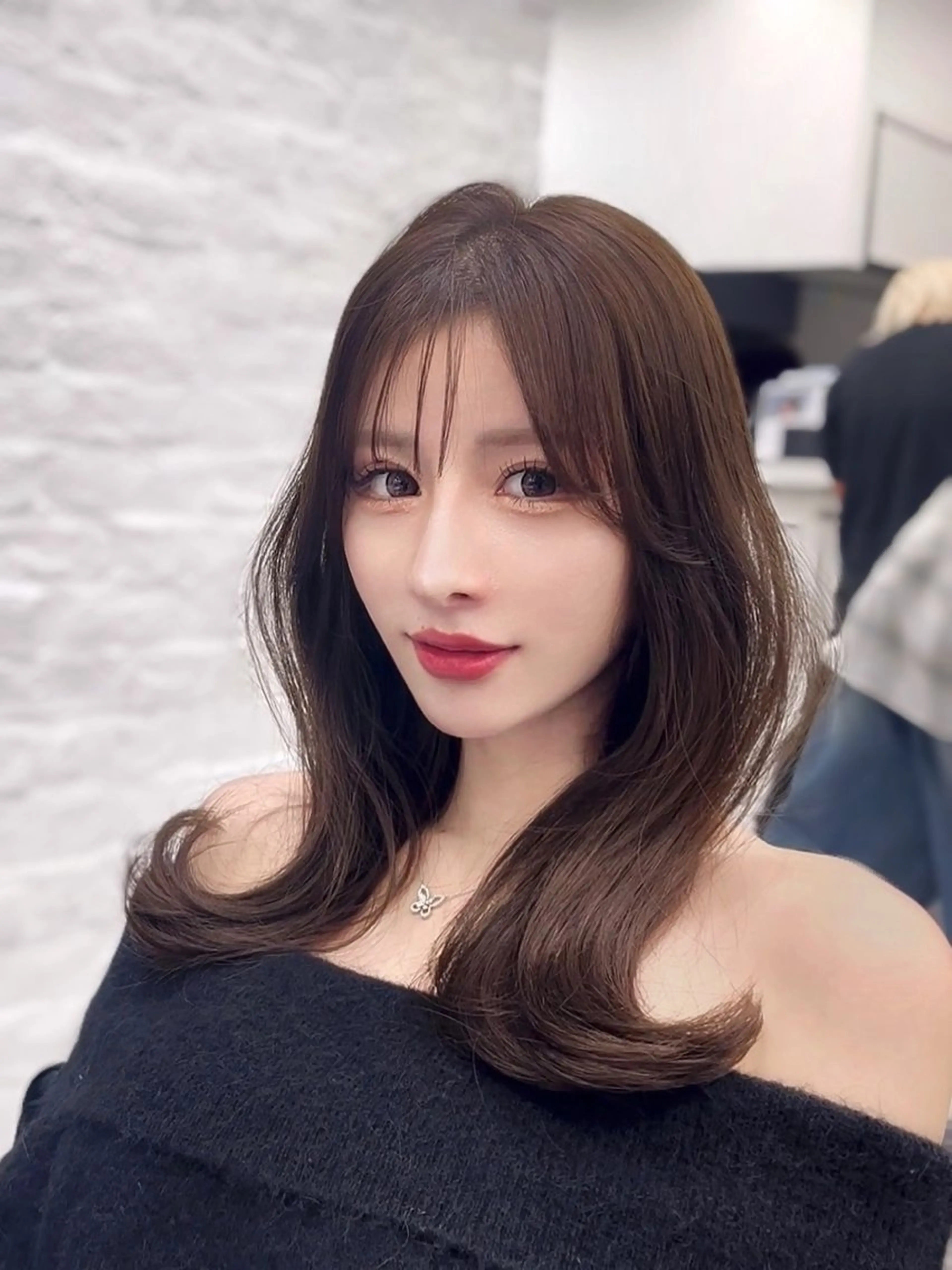 セミロング カラー パーマ ヘアアレンジ イルミナカラー 髪質改善 韓国風ヘア レイヤーカット 縮毛矯正 韓国ヘア×顔まわり 🇰🇷和知拓郎のヘアスタイル
