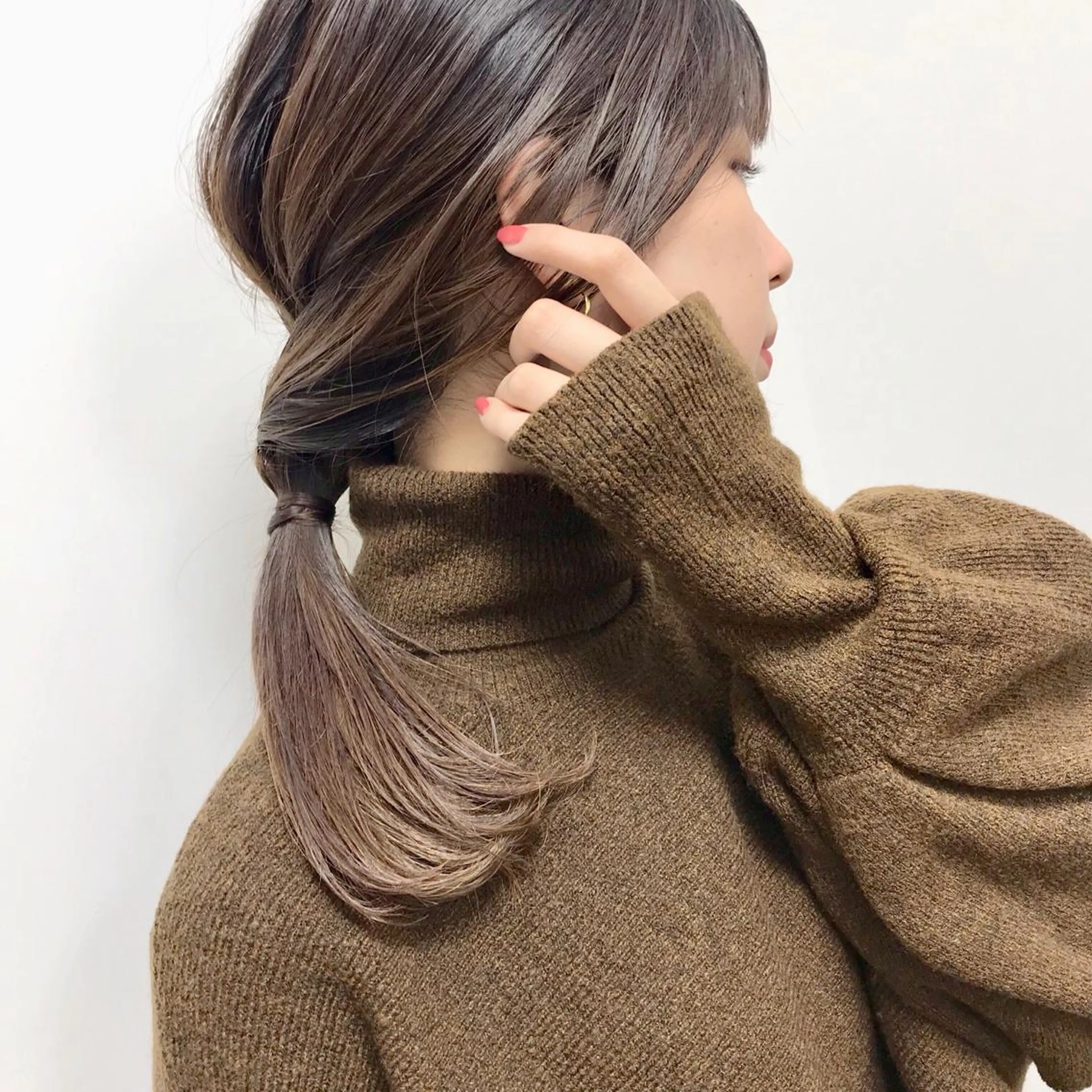 ロング カラー ベージュカラー HARUNA🤍 色持ち良いツヤ髪のヘアスタイル