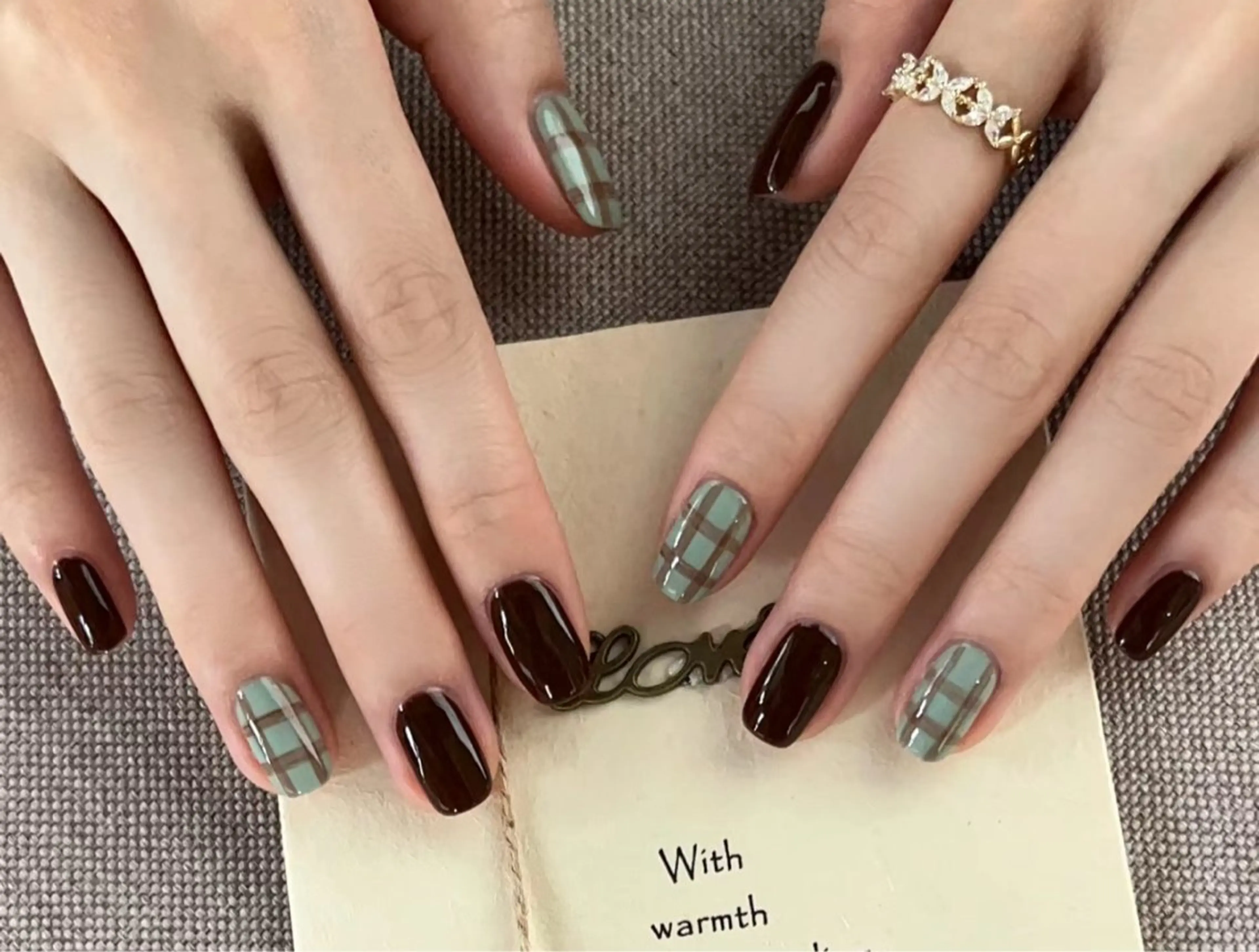 ネイル u1salon所属・ゆい ユイのネイルデザイン