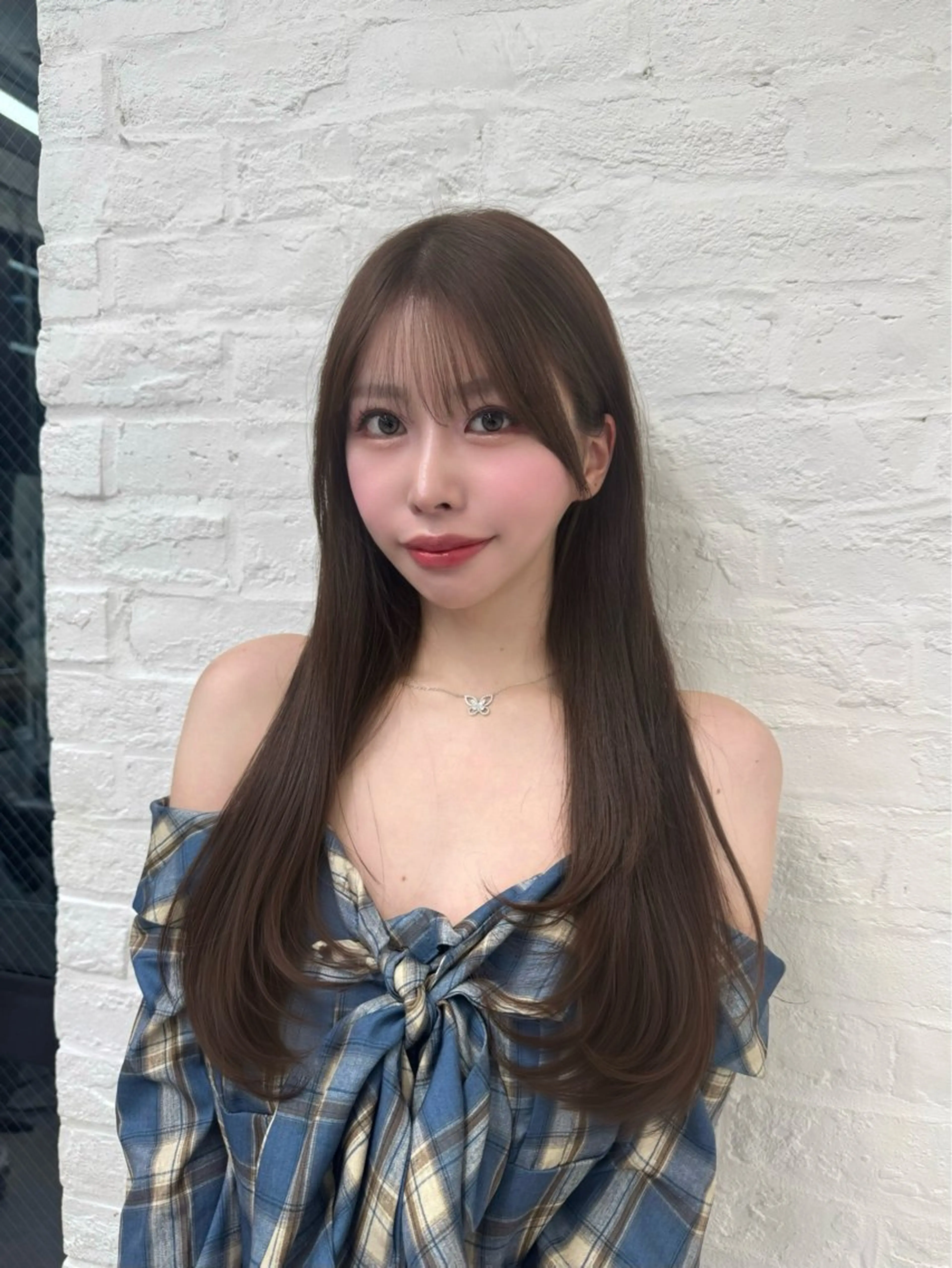 ミディアム カラー 顔周りカット 韓国風ヘア レイヤーカット おくれ毛 サイドバング カット ヘアカラー 高島大登/顔周り /レイヤーカットのヘアスタイル